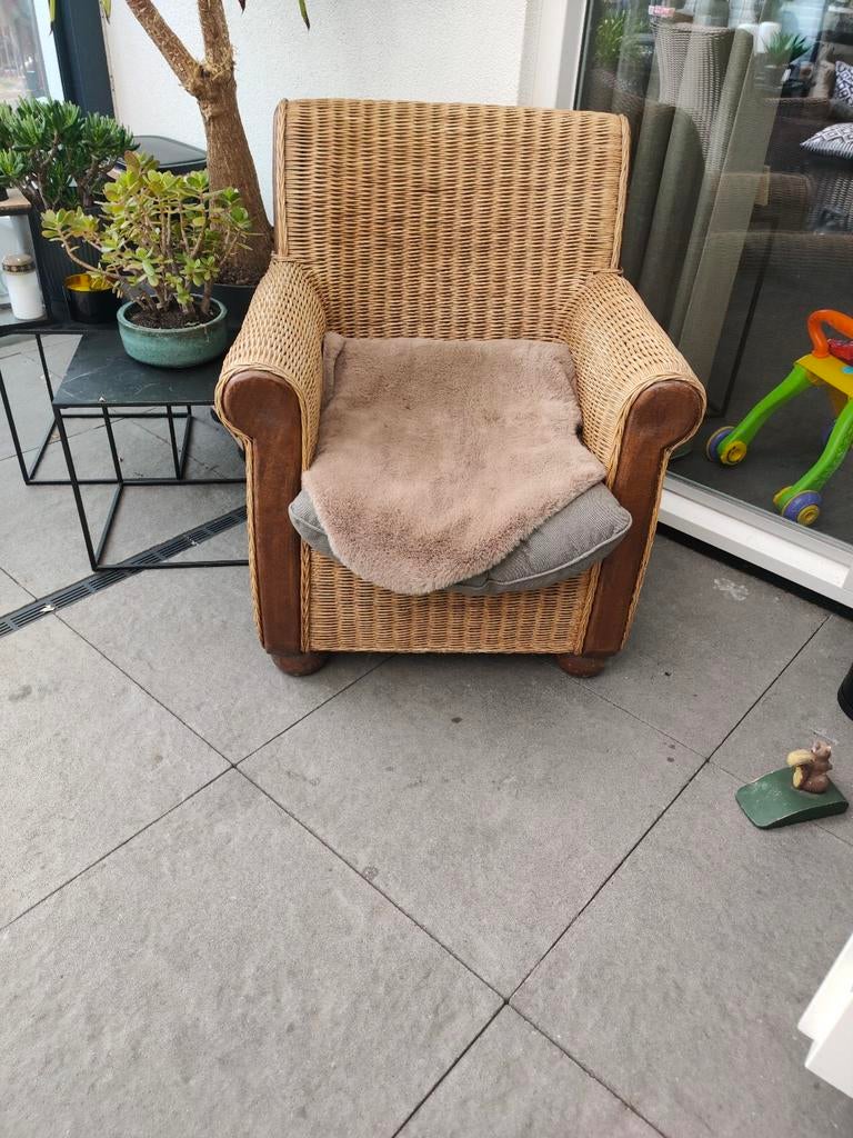 Rieten fauteuil  groot met houten componenten, Ophalen, Gebruikt, Minder dan 75 cm, Hout