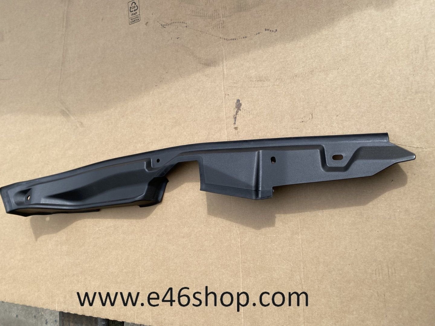 BMW 1 EN 2 SERIE MOTORKAP AFDICHTING OEM 51767450919 NIEUW O, -, -, Nieuw, Ophalen of Verzenden