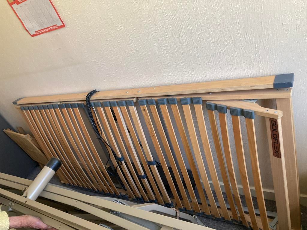 Lattenbodem elektrisch verstelbaar 90 x 200, Ophalen, Gebruikt, 90 cm, Eenpersoons