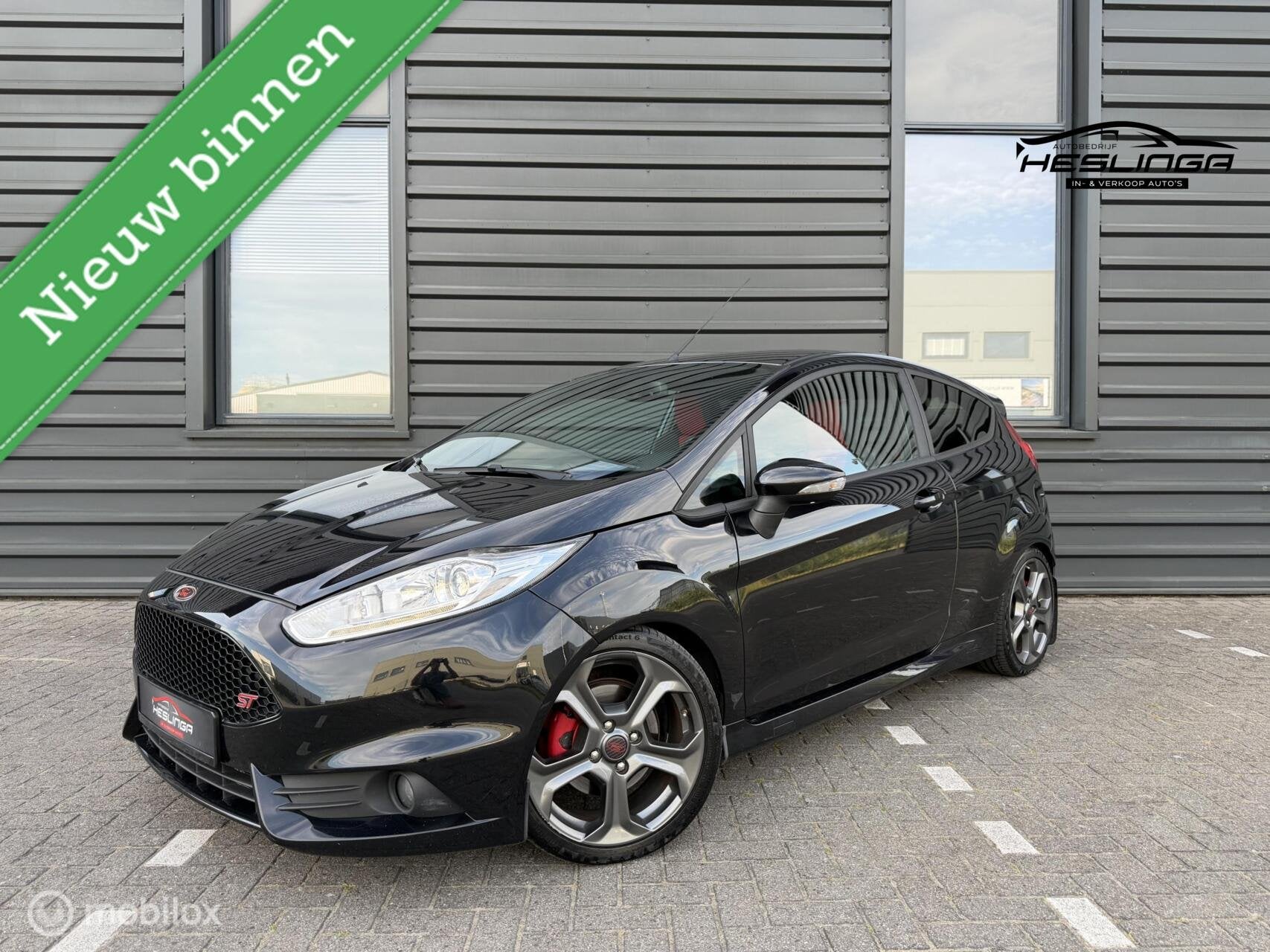 Ford fiesta st-2 /Stoelverwarming / Cruise / 182PK, Voorwielaandrijving, Gebruikt, Navigatiesysteem, Leder en Stof