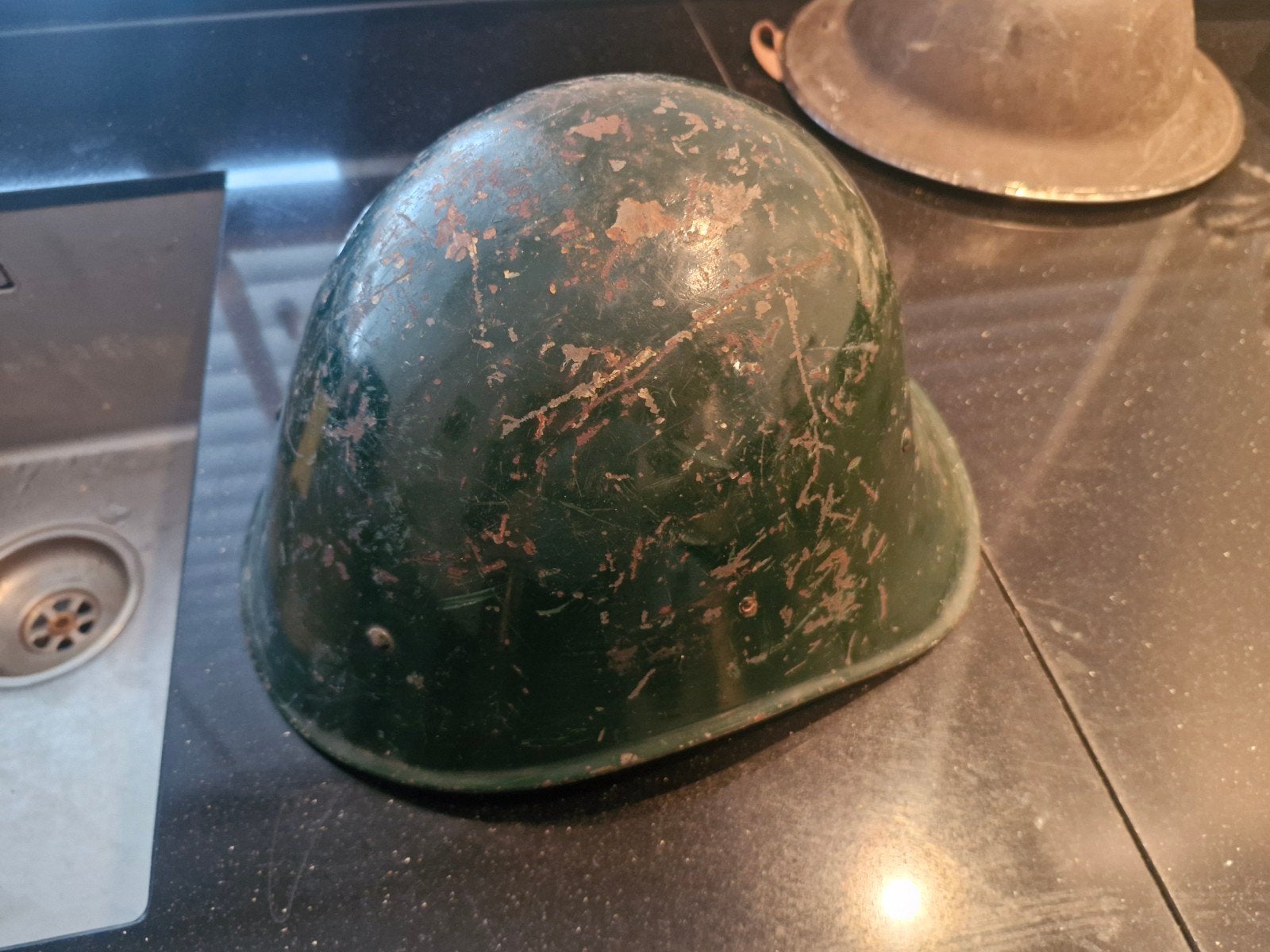 Originele Nederlandse Militaire Helm WO 2, Verzamelen, Ophalen, Landmacht, Nederland, Helm of Baret