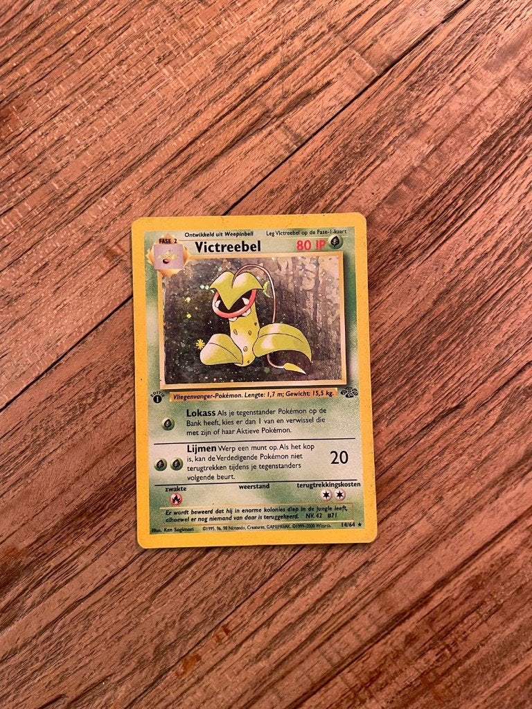 Victreebel jungle 14/64 First edition, Hobby en Vrije tijd, Verzamelkaartspellen | Pokémon, Ophalen of Verzenden