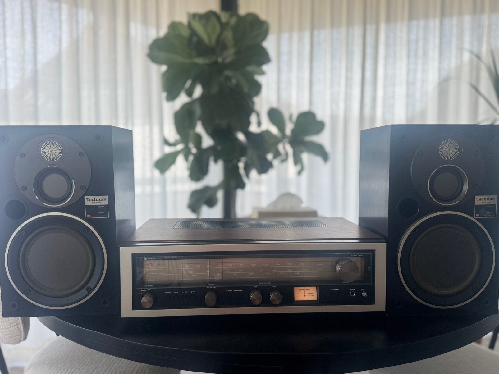 Luxman R-1030 solid state + Technics Sb-x100, Audio, Tv en Foto, Versterkers en Receivers, Ophalen of Verzenden, Zo goed als nieuw