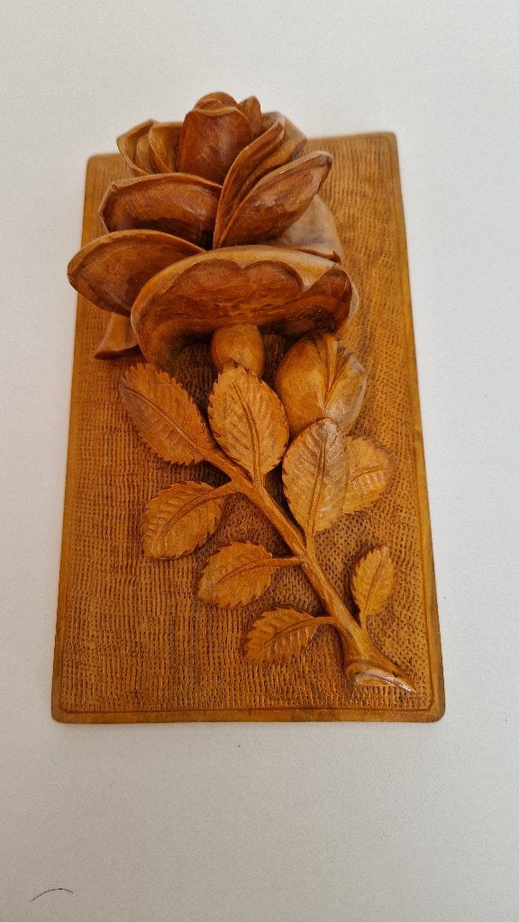 houtsnijwerk wanddecoratie roos, Huis en Inrichting, Ophalen of Verzenden, Zo goed als nieuw, Hout, Wandhanger