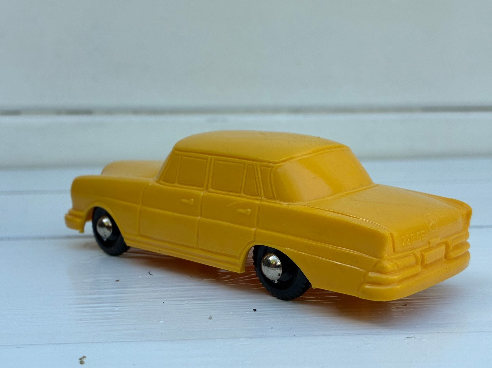 Schildkrot Mercedes 220 SE vinyl auto (soort Tomte), Ophalen of Verzenden, Zo goed als nieuw, Auto