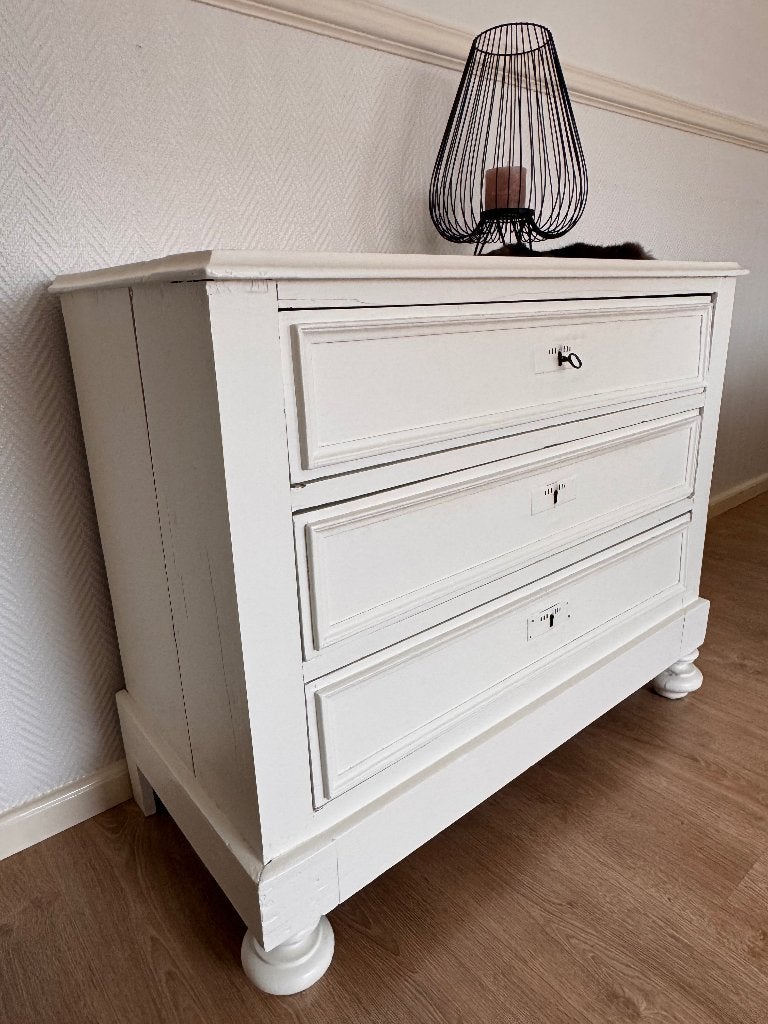 Brocante commode, Ophalen