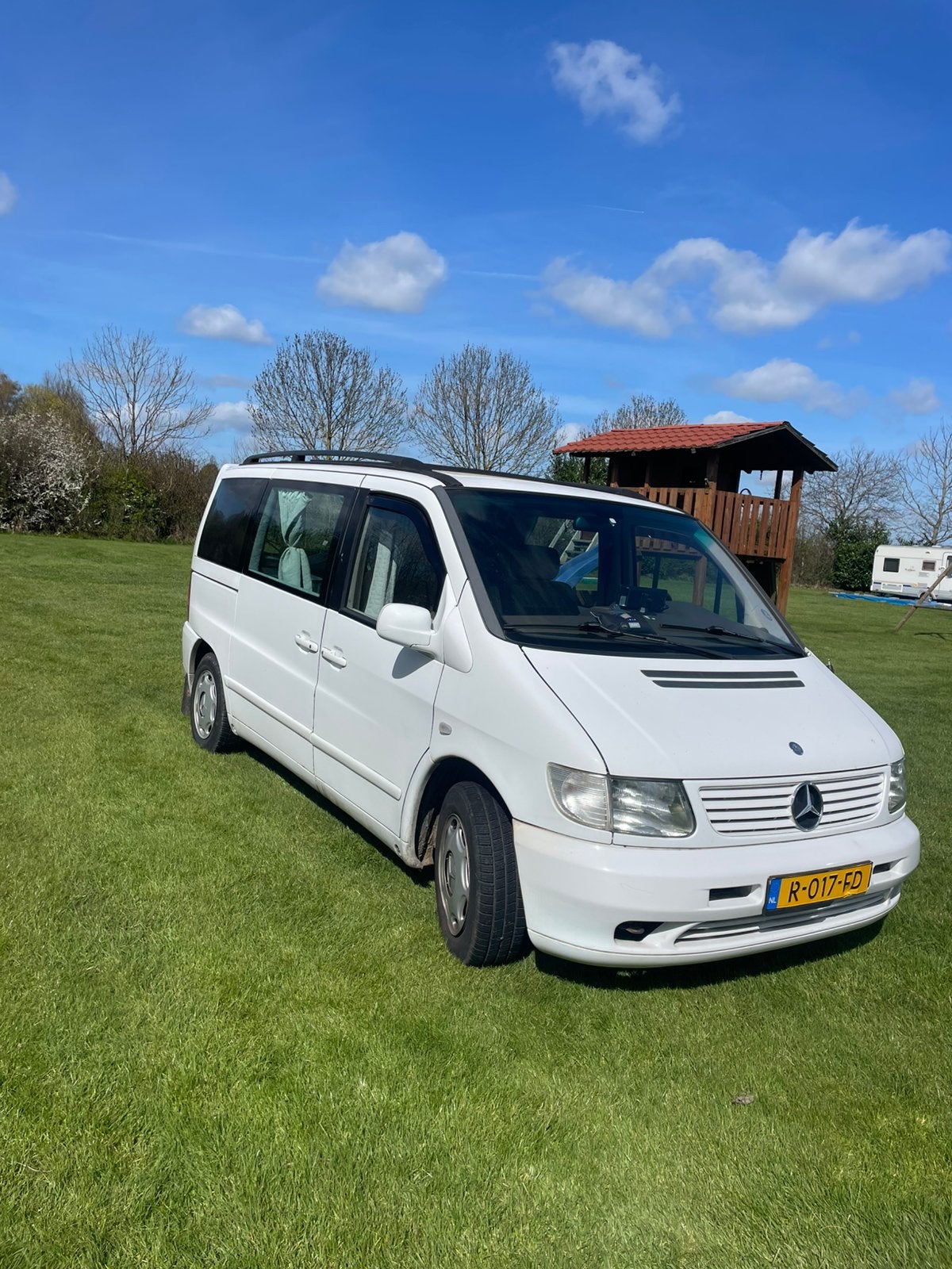 Mercedes-Benz Mercedes 2000 Wit, Auto's, Diesel, Particulier, 6 stoelen, 2148 cc