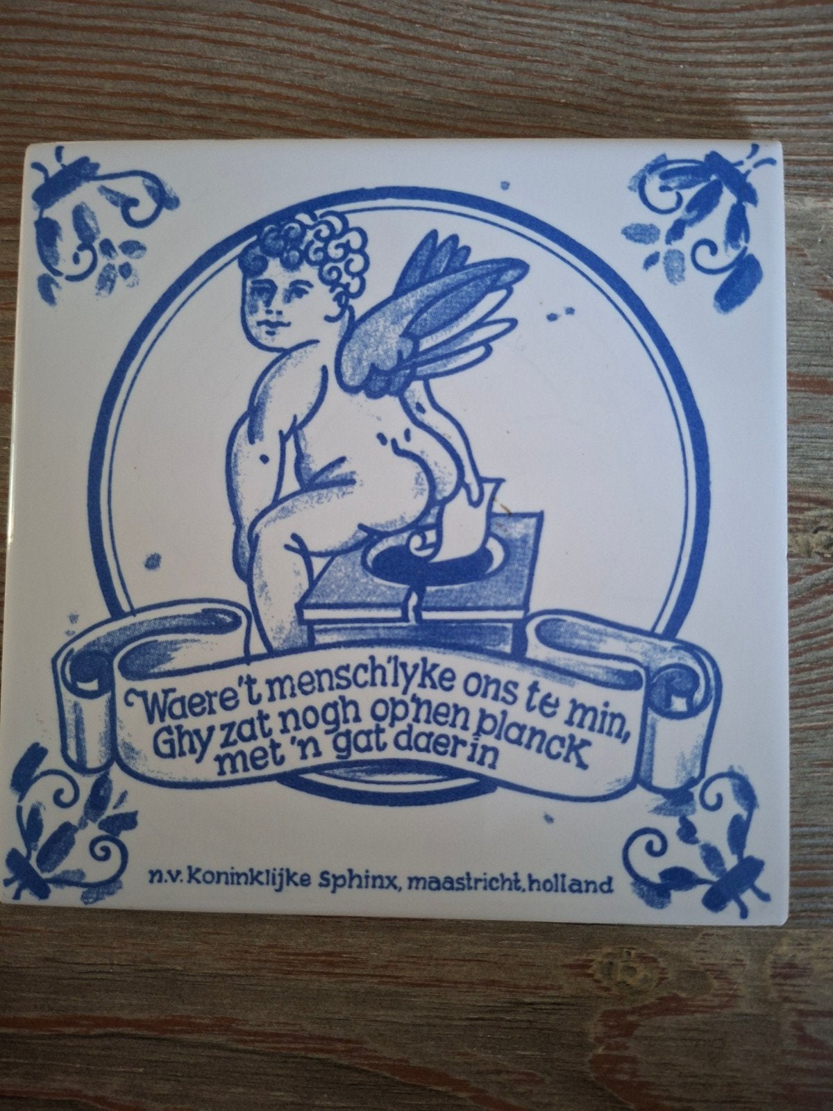 N.V.Koninklijke  Sphinx Maastricht WC Tegeltje - Humoristisc, Antiek en Kunst, Ophalen of Verzenden