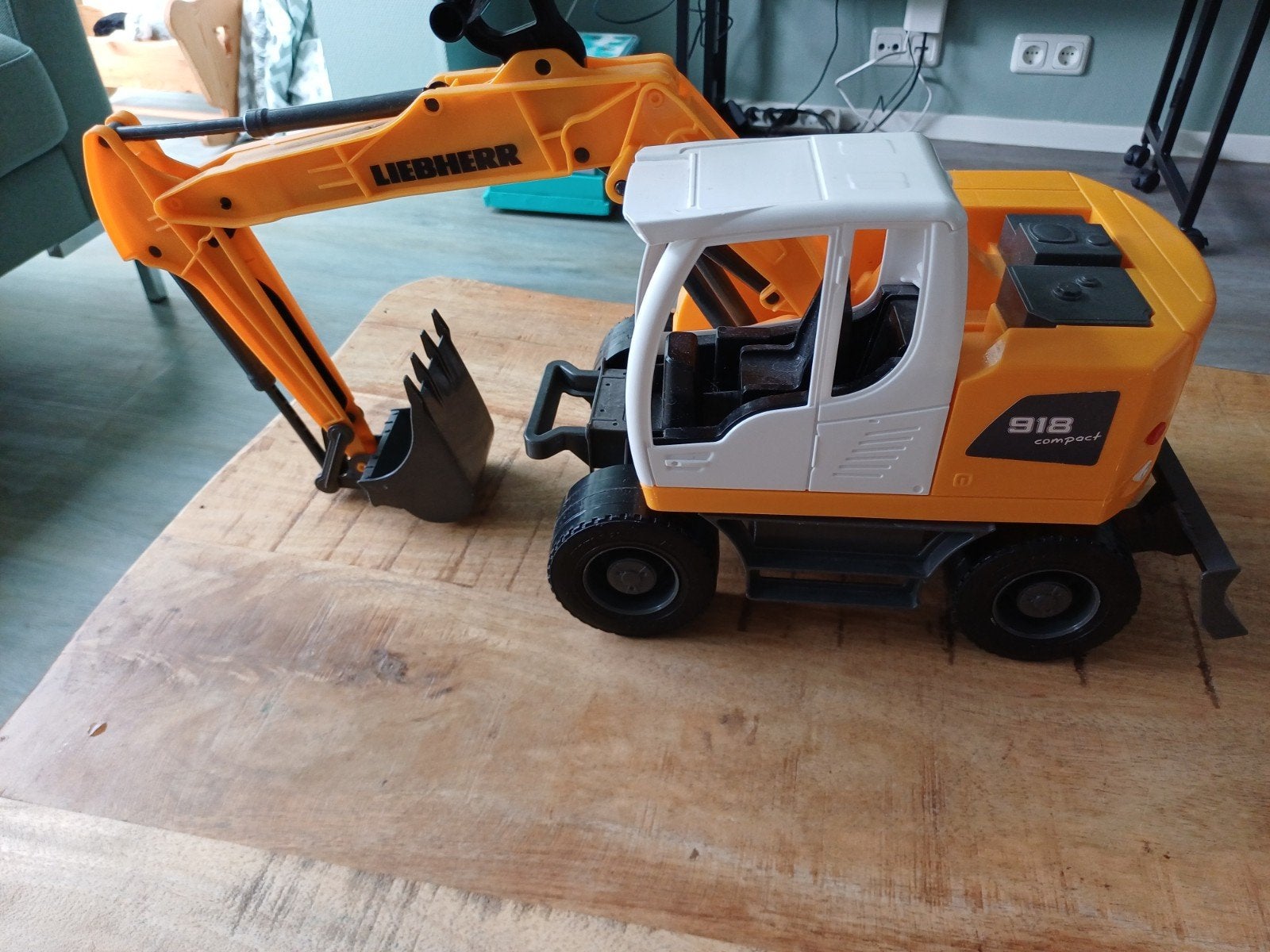 Liebherr Graafmachine 918 Compact - Nette Staat, Ophalen of Verzenden