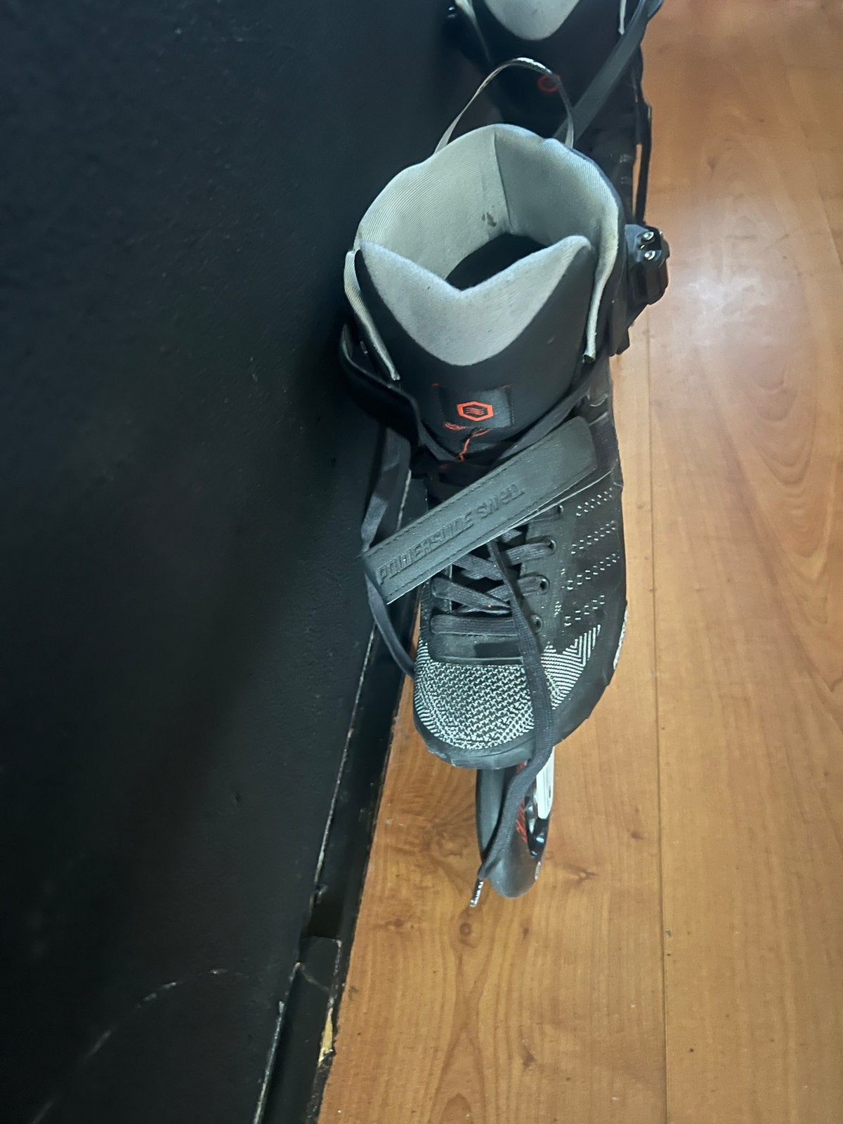 Powerslide Swell 110 met. black mt 42 als nieuw 1x gereden, Ophalen, Zo goed als nieuw, Overige typen, Overige merken