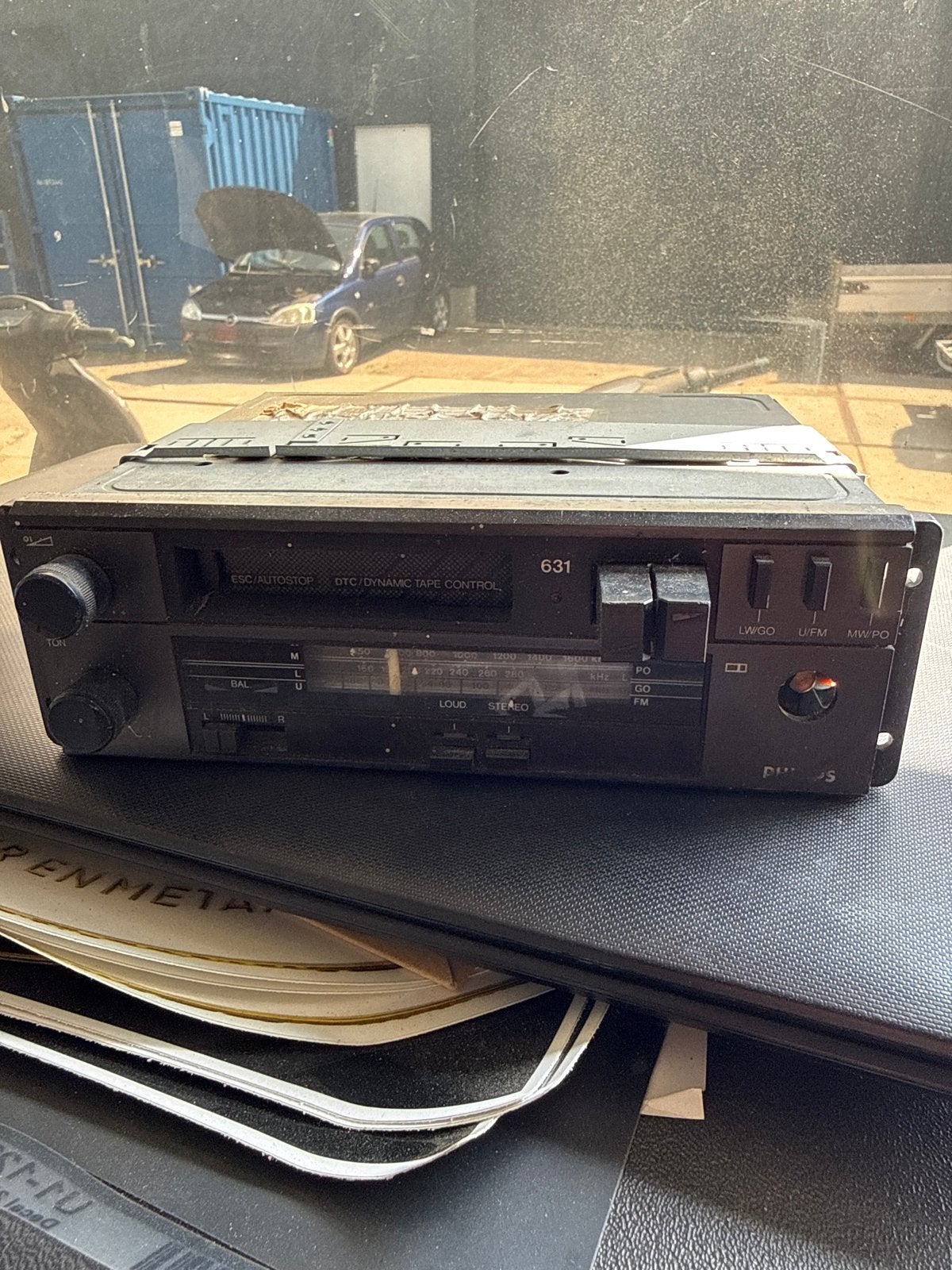 Ouderwetse Philips 631 autoradio - knopje mist, Ophalen, Gebruikt