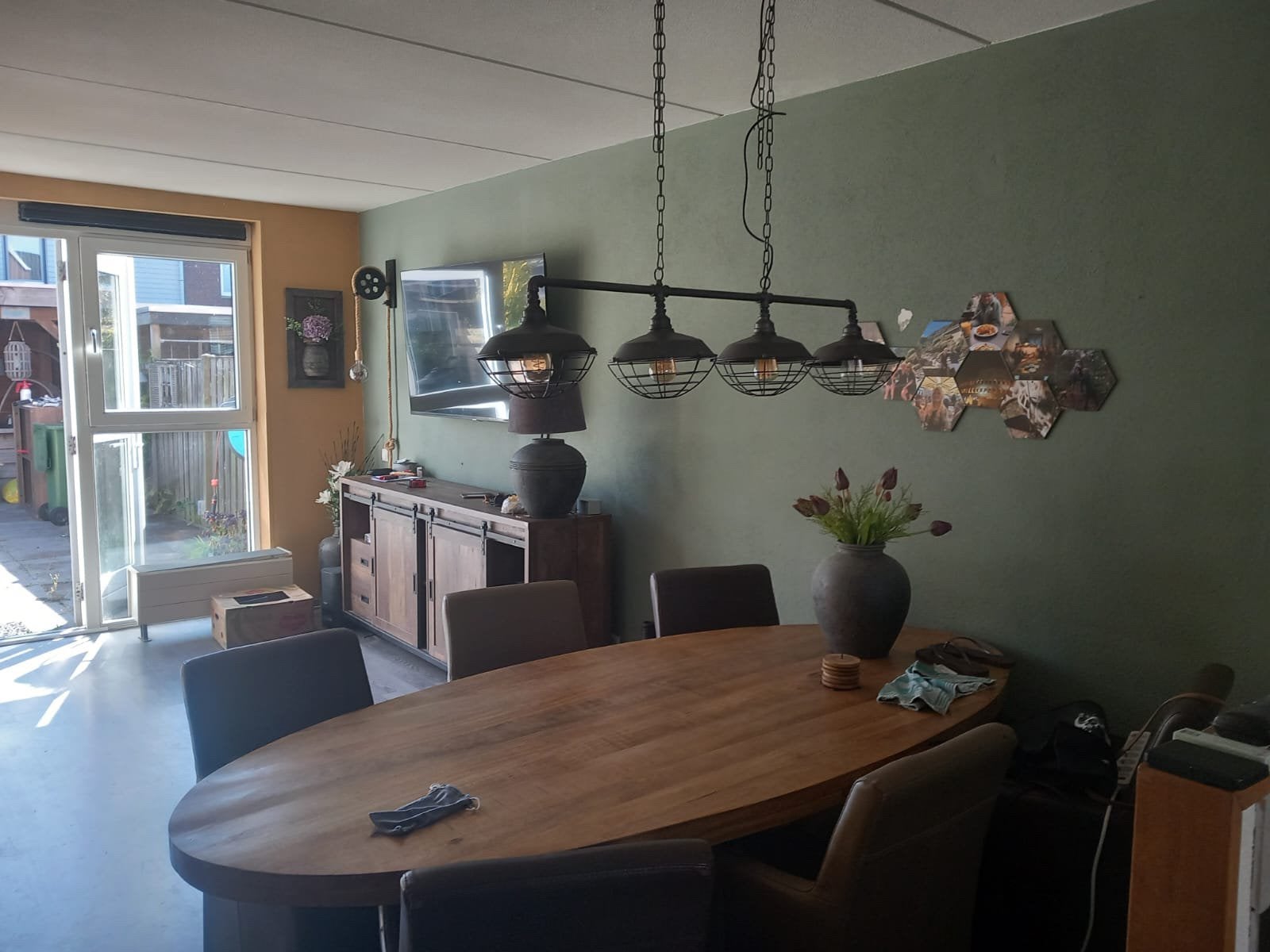 Te koop ovalen tafel mango hout, 100 tot 150 cm, 200 cm of meer, Ophalen of Verzenden, Zo goed als nieuw