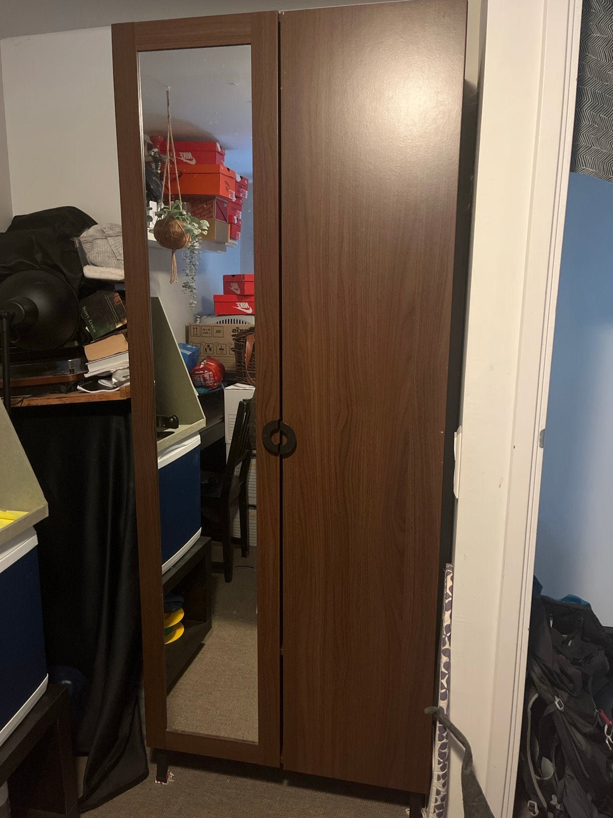 Gratis IKEA Kledingkast met spiegeldeur en hangruimte, Ophalen, Gebruikt, 50 tot 100 cm, 150 tot 200 cm