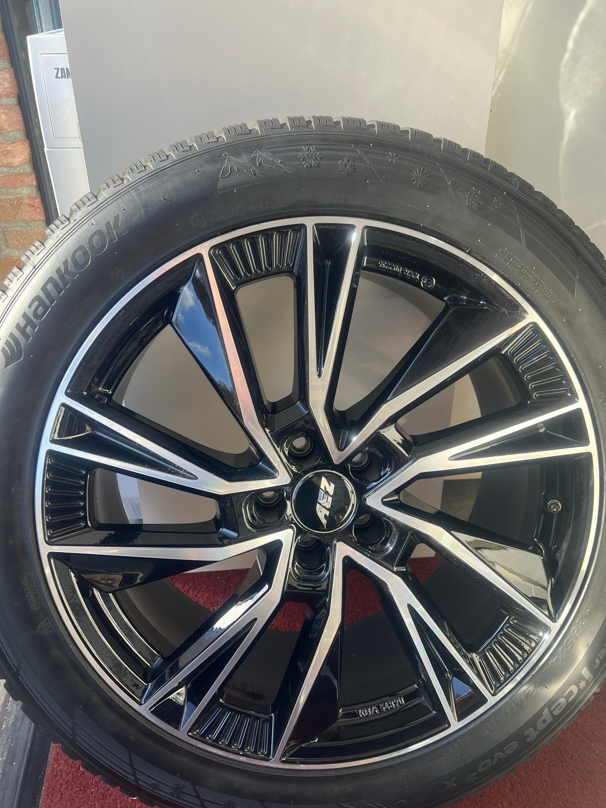 4x 21 inch Hankook winterbanden met velgen,  5x114.3, Auto-onderdelen, Ophalen, Gebruikt, 285 mm, Banden en Velgen