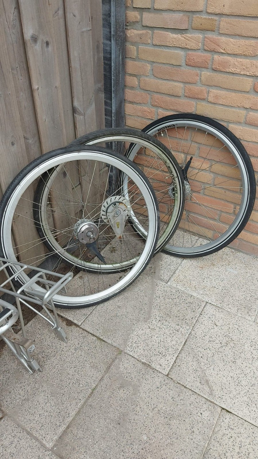 Fietswielen met banden en Shimano naafdynamo, Fietsen en Brommers, Fietsonderdelen, Wiel, Gebruikt, Elektrische fiets, Ophalen of Verzenden