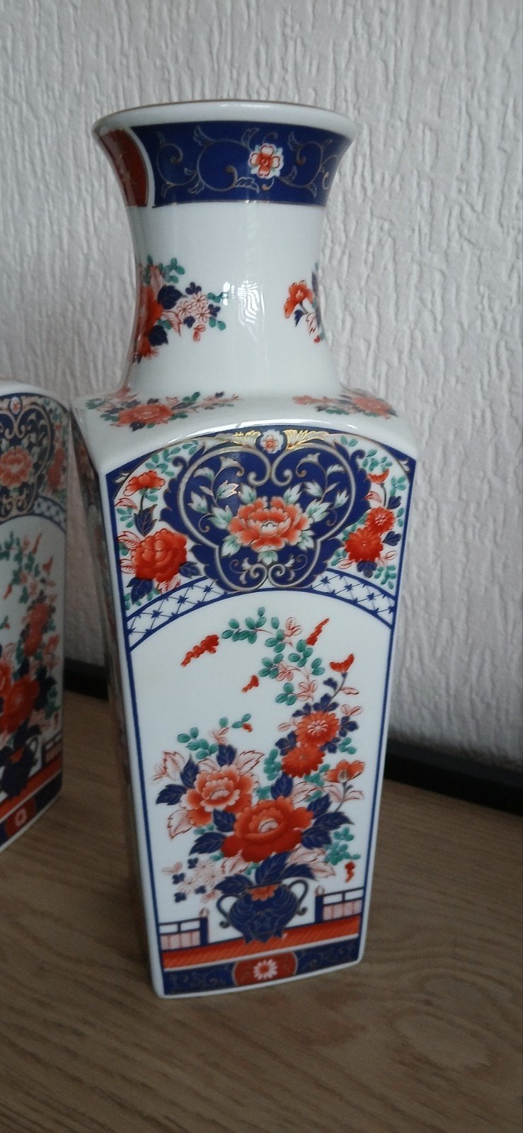 Set van 2 Kinsei Vazen - Japans Porselein met Bloemenprint, Ophalen of Verzenden