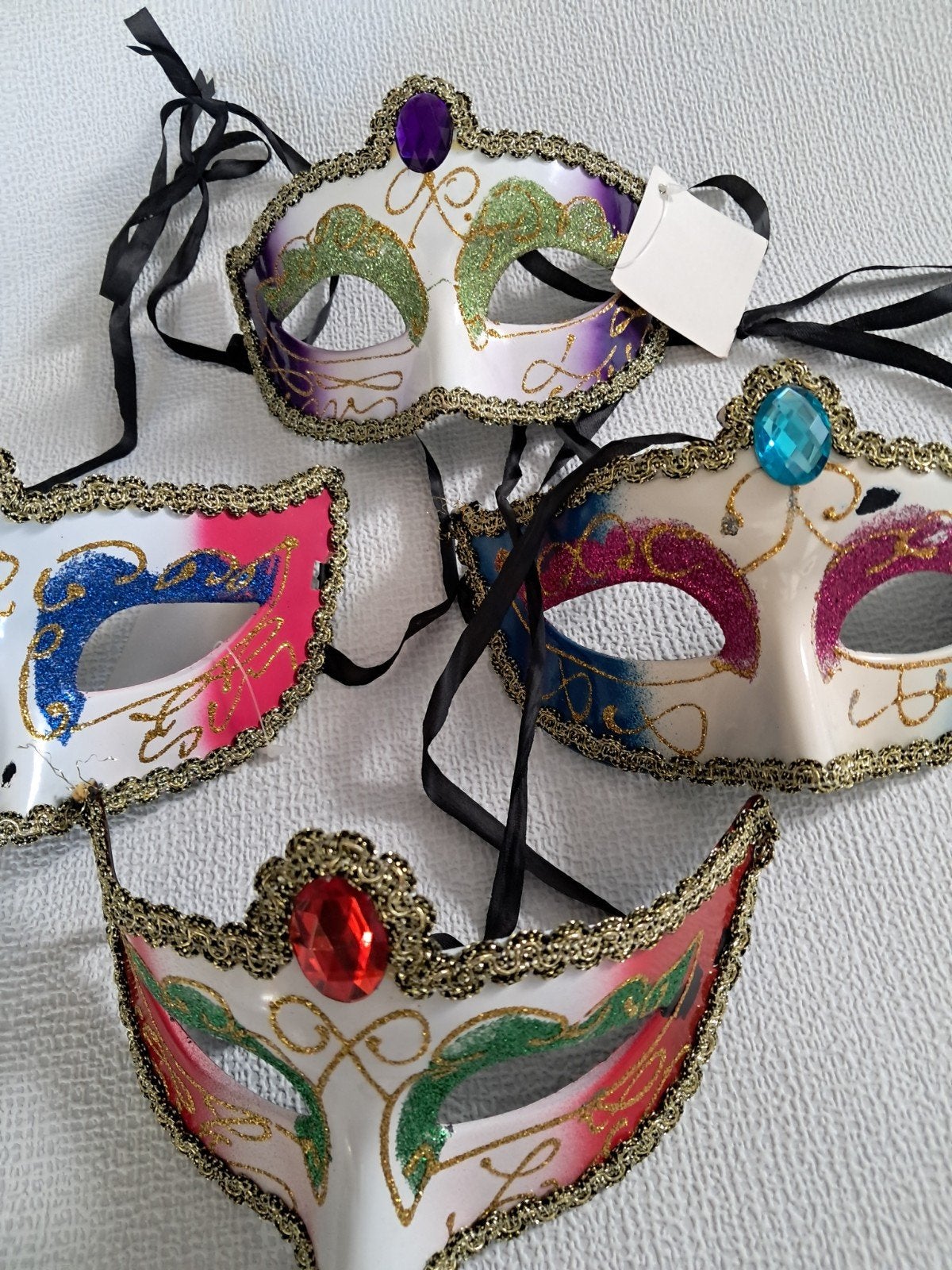 4 maskers, Ophalen of Verzenden