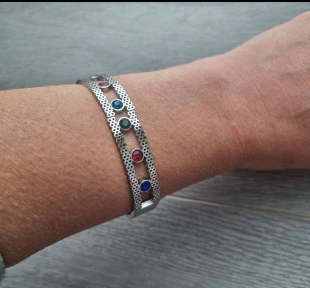 Zilveren Stainless Steel Bangle Armband met Gekleurde Strass, Staal, Nieuw, Ophalen of Verzenden, Zilver