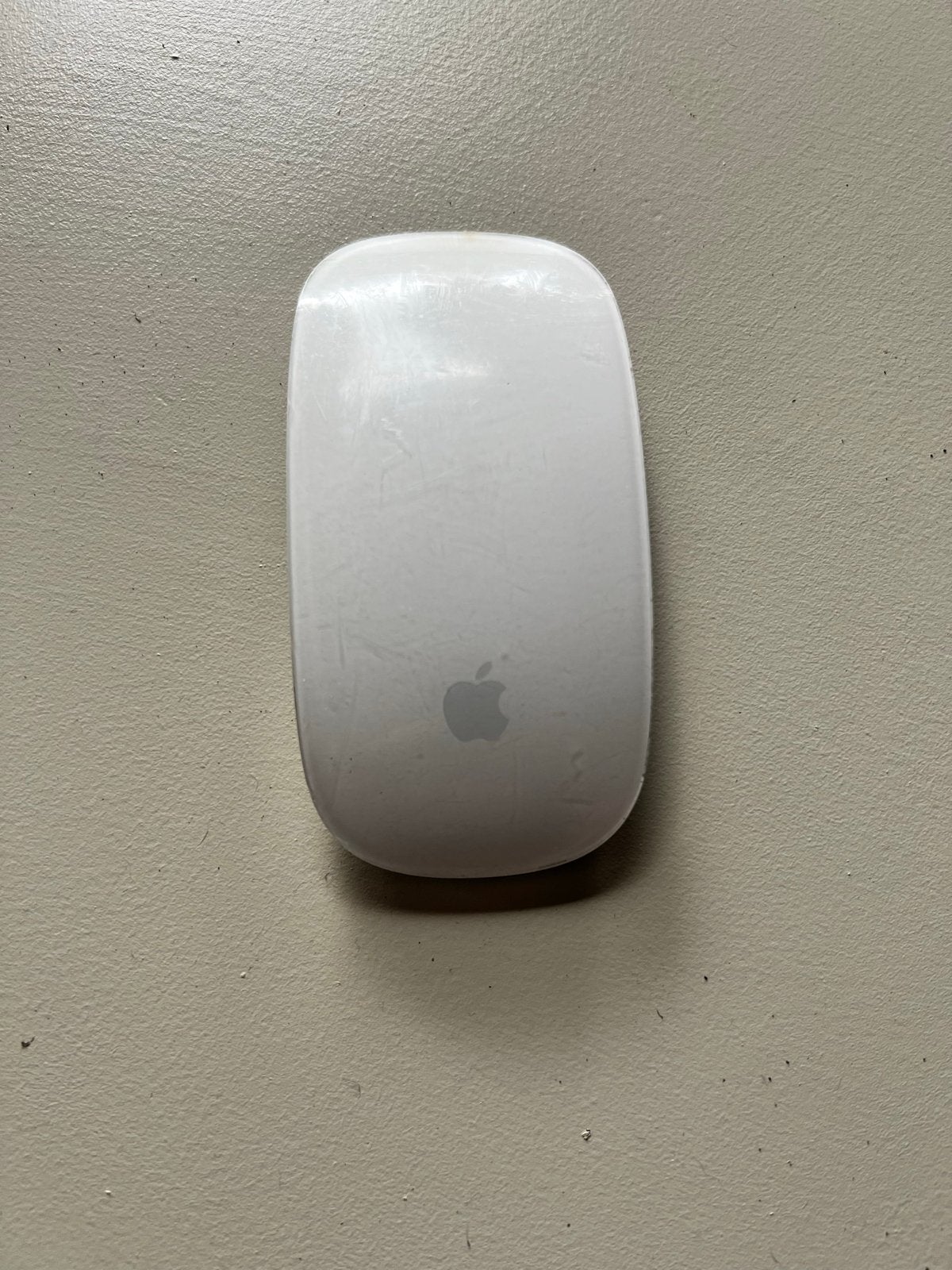 Apple Magic Mouse 1 (A1296) Draadloze Muis, Rechtshandig, Muis, Gebruikt, Ophalen of Verzenden