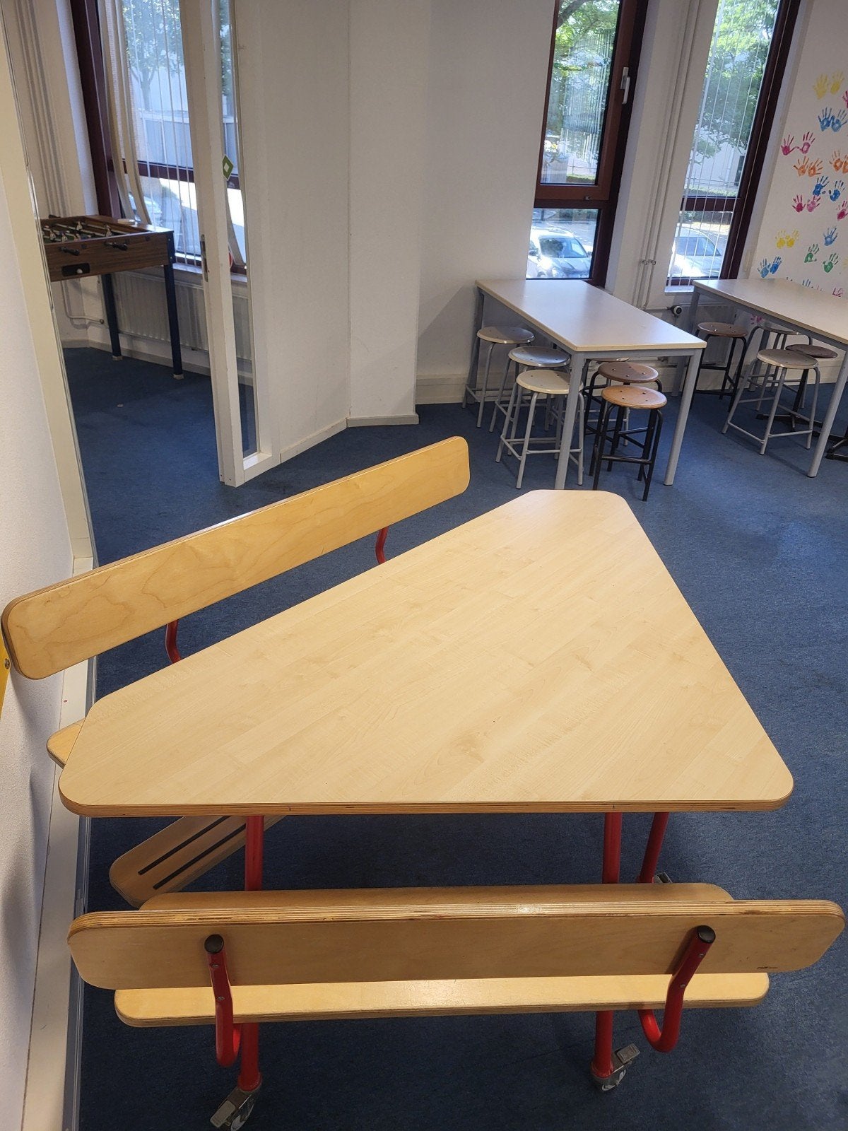 kinderdagverblijf 3hoektafels, Ophalen, Gebruikt, Tafel(s) en Stoel(en)