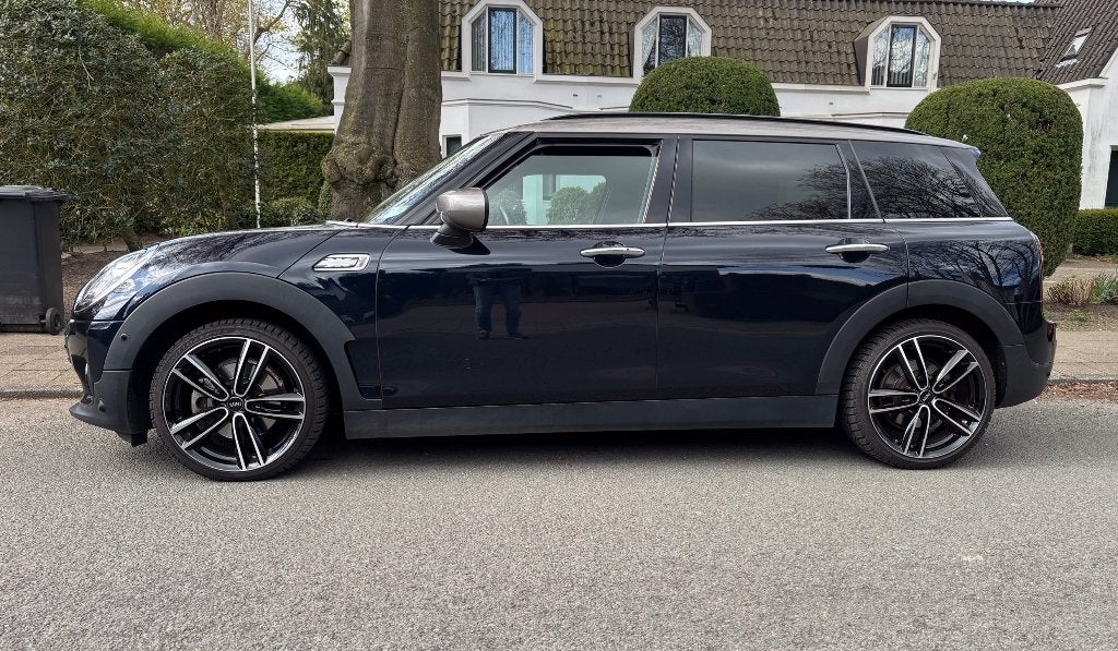 18 inch sportvelgen Mini Clubman met Pirelli winterbanden, Ophalen, 18 inch, Gebruikt, Banden en Velgen