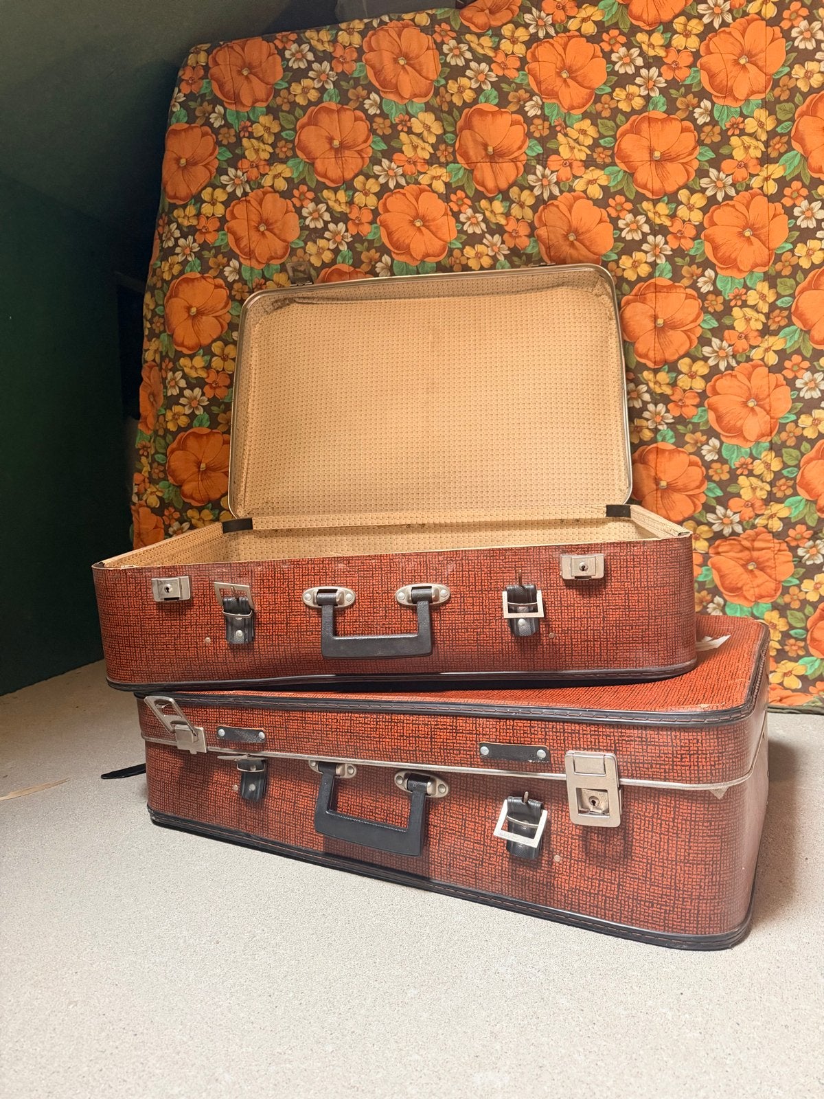 Vintage Koffers - Set van 2 - Jaren '70 Stijl, Sieraden, Tassen en Uiterlijk, Gebruikt, Hard kunststof, Slot, 35 tot 45 cm