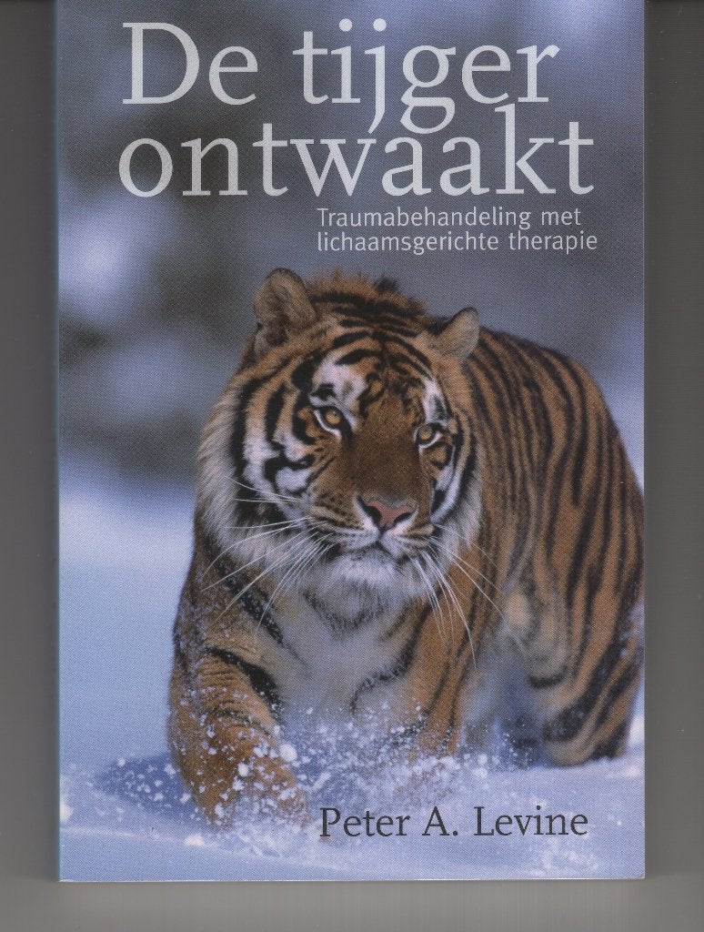 De tijger ontwaakt Peter Levine, Ophalen of Verzenden, Zo goed als nieuw, Spiritualiteit algemeen, Overige typen