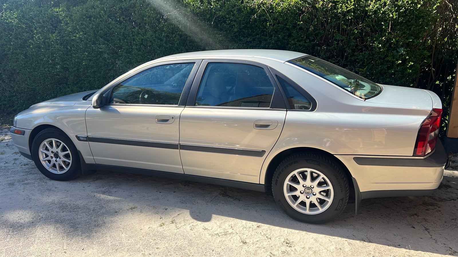 Volvo S80 2.4 170PK AUT 1999 Grijs, Auto's, Volvo, Particulier, S80, Benzine, Sedan, Automaat, Origineel Nederlands, Zilver of Grijs