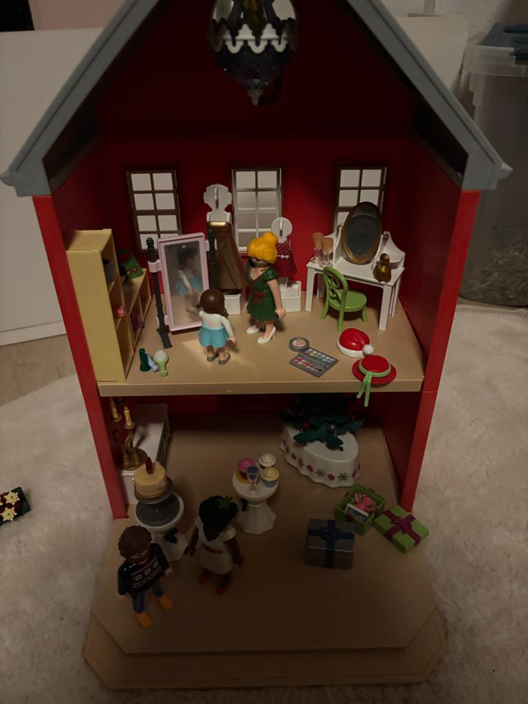 Playmobil Poppenhuis met Meubels en Poppen, Kinderen en Baby's, Speelgoed | Poppenhuizen, Ophalen of Verzenden, Zo goed als nieuw