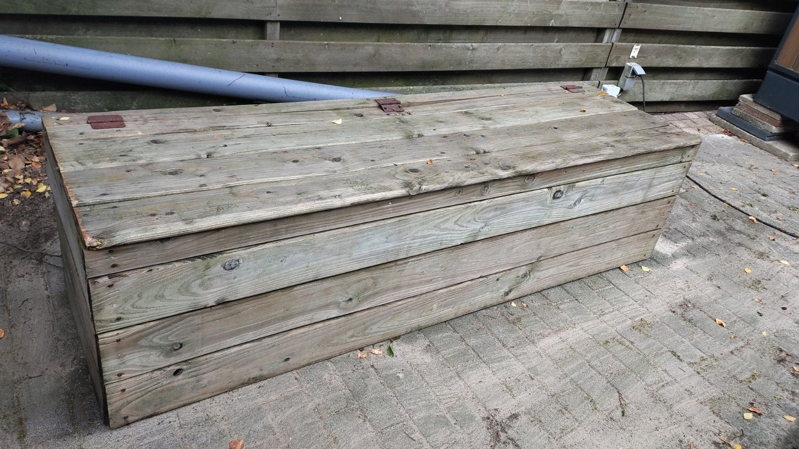 Houten opbergkist met aluminium frame 200x50x60 cm, Tuin en Terras, Ophalen, Gebruikt, Hout, Overige typen