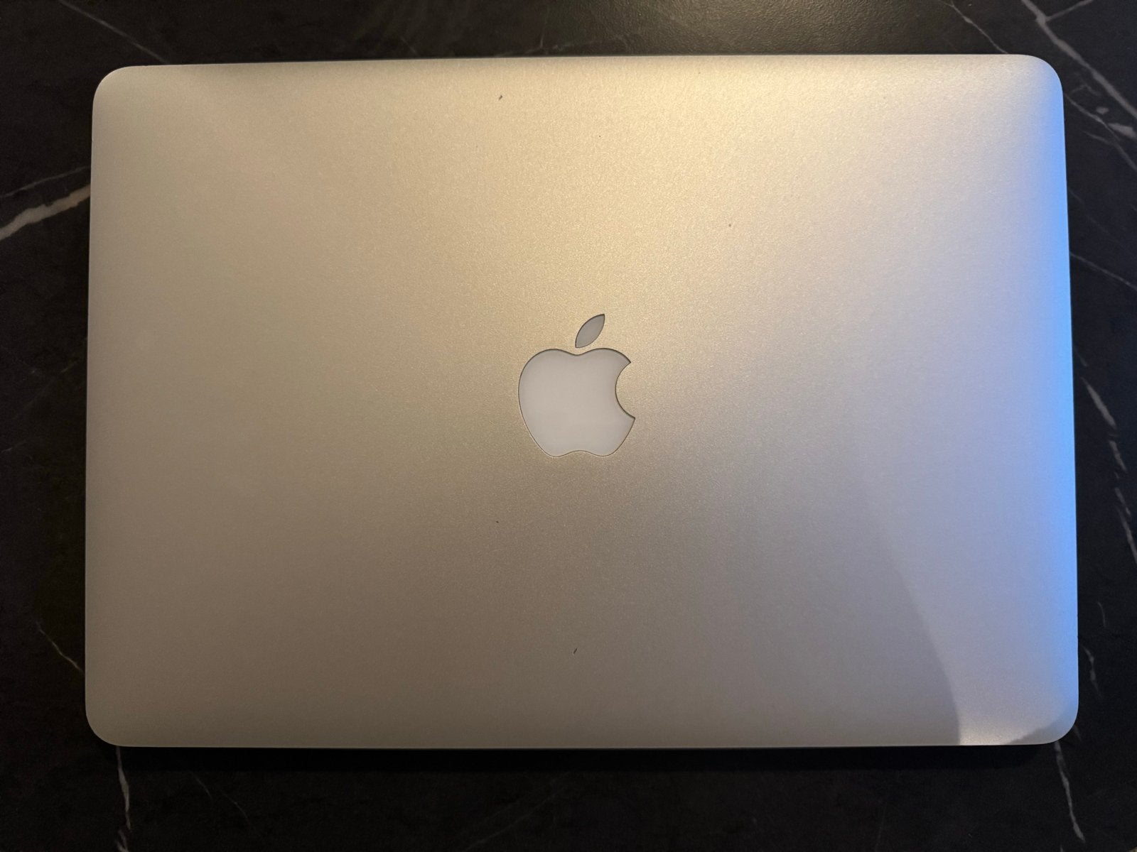 Foto 7 van MacBook Air 2017 - 13 inch, 8GB RAM, 128GB SSD