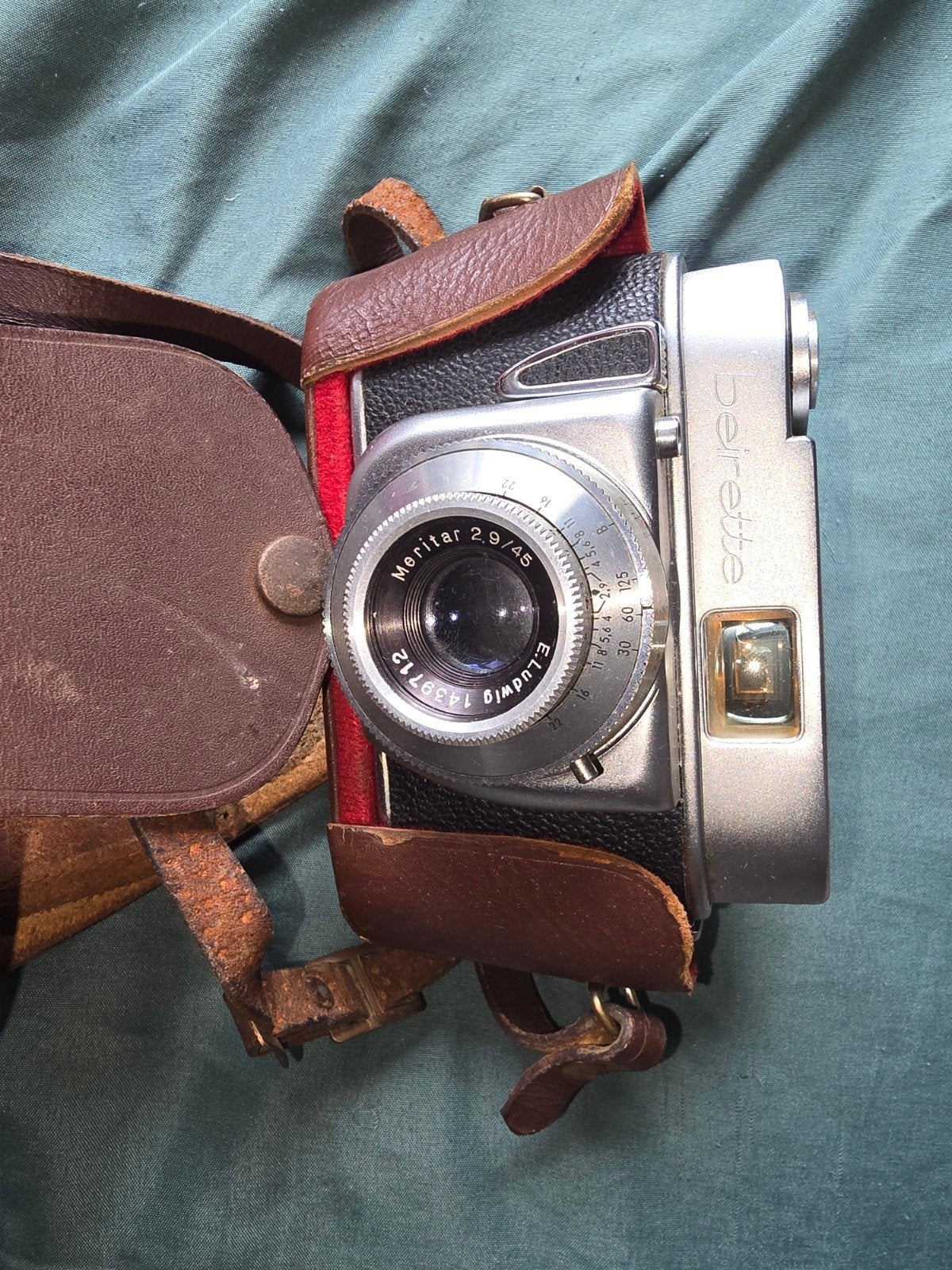 Vintage Beirette Perette camera met leren tasje, Ophalen of Verzenden, Gebruikt, Compact, Overige Merken