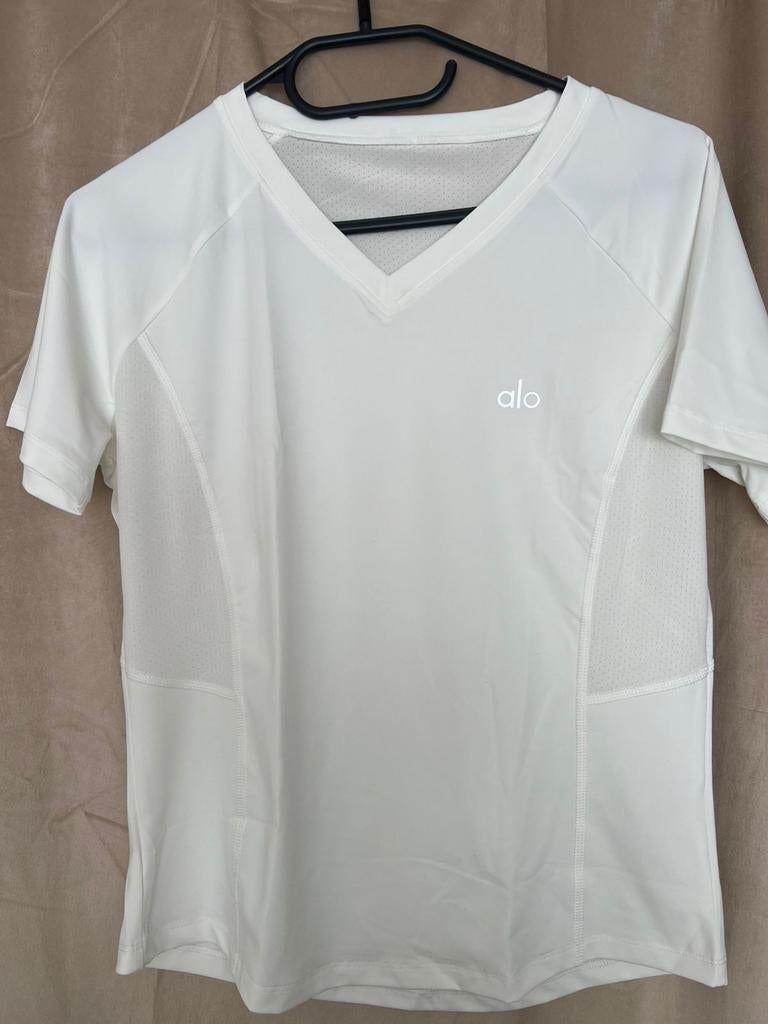 Nieuw Alo Yoga T-shirt Maat M, Kleding | Dames, T-shirts, Nieuw, Maat 38/40 (M), Wit, Korte mouw, Ophalen of Verzenden