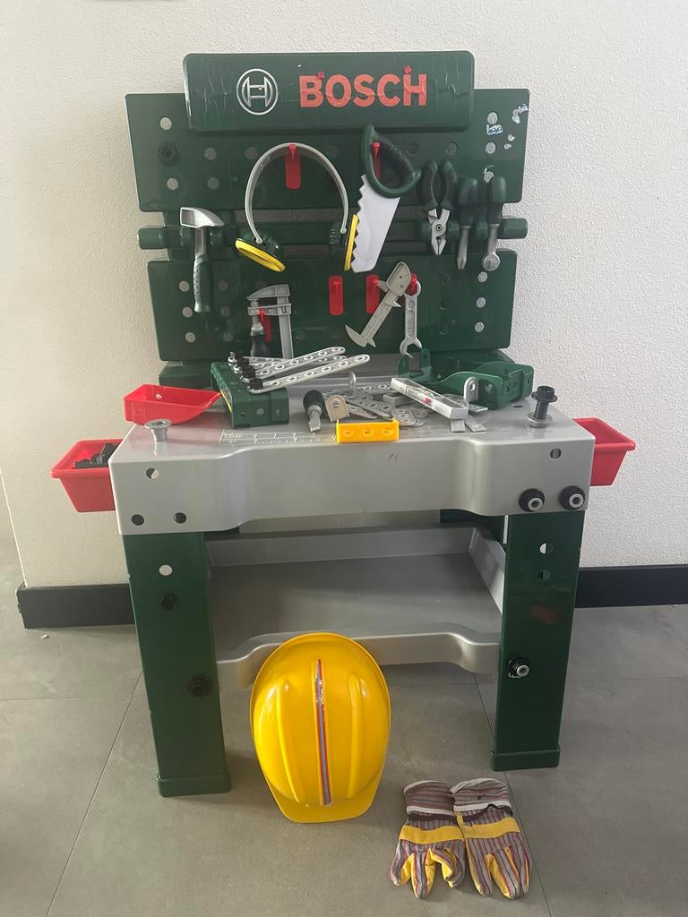 Bosch Kinderwerkbank met accessoires en helm, Ophalen, Gebruikt, Jongen of Meisje