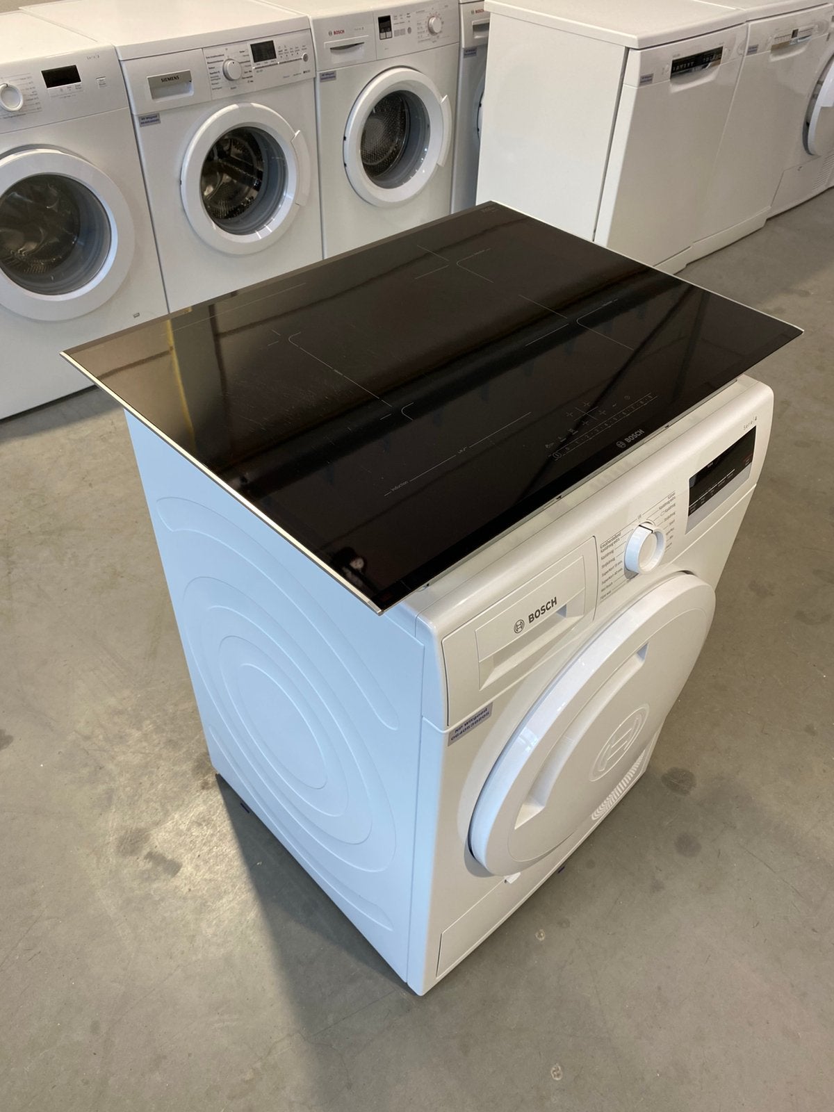Bosch Serie 6 InductieKookplaat 70 Cm PowerBoost! 2 jaar Oud, Witgoed en Apparatuur, Ophalen, 4 kookzones, Zo goed als nieuw, Energieklasse A of zuiniger