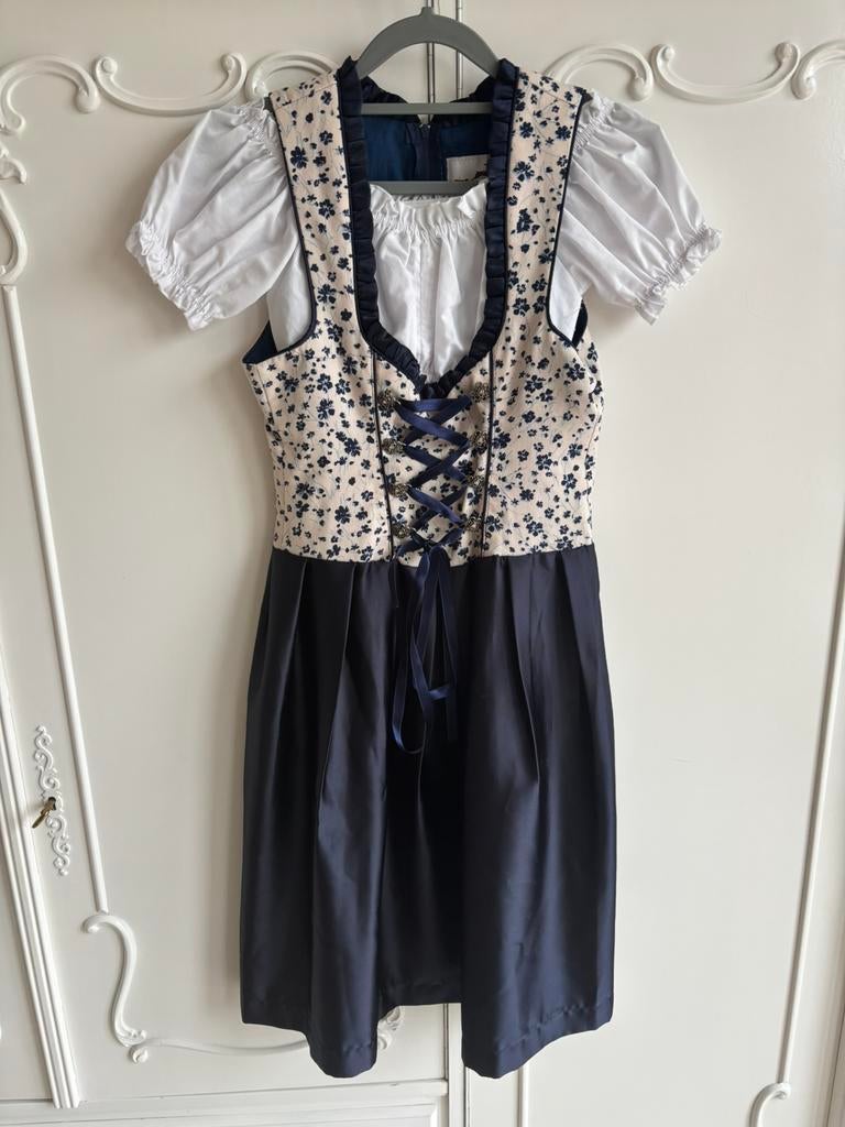 Nieuwstaat dirndl jurk met blouse maat 34 XS, Kleding | Dames, Ophalen of Verzenden, Zo goed als nieuw, Maat 34 (XS) of kleiner