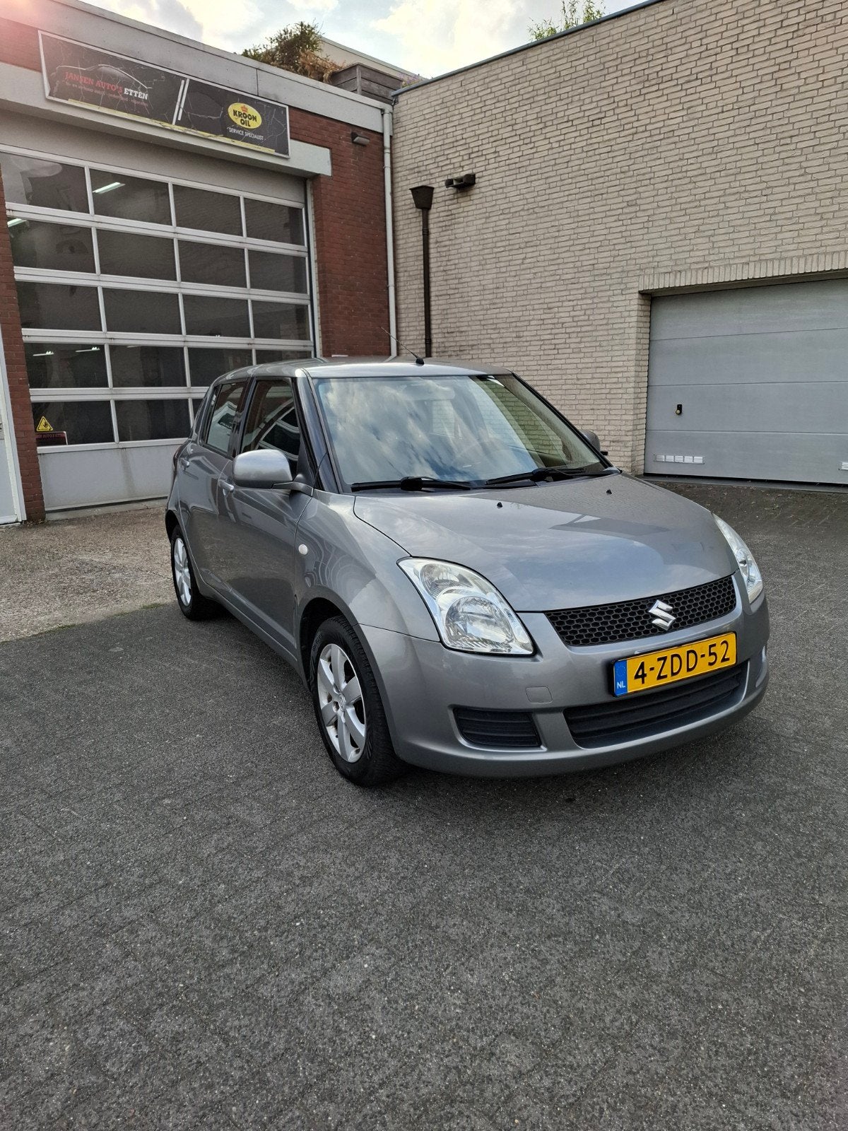 Nette Swift 1.3 comfort Airco 5drs 2008, Elektrische ramen, Stof, 40 €/maand, 1328 cc