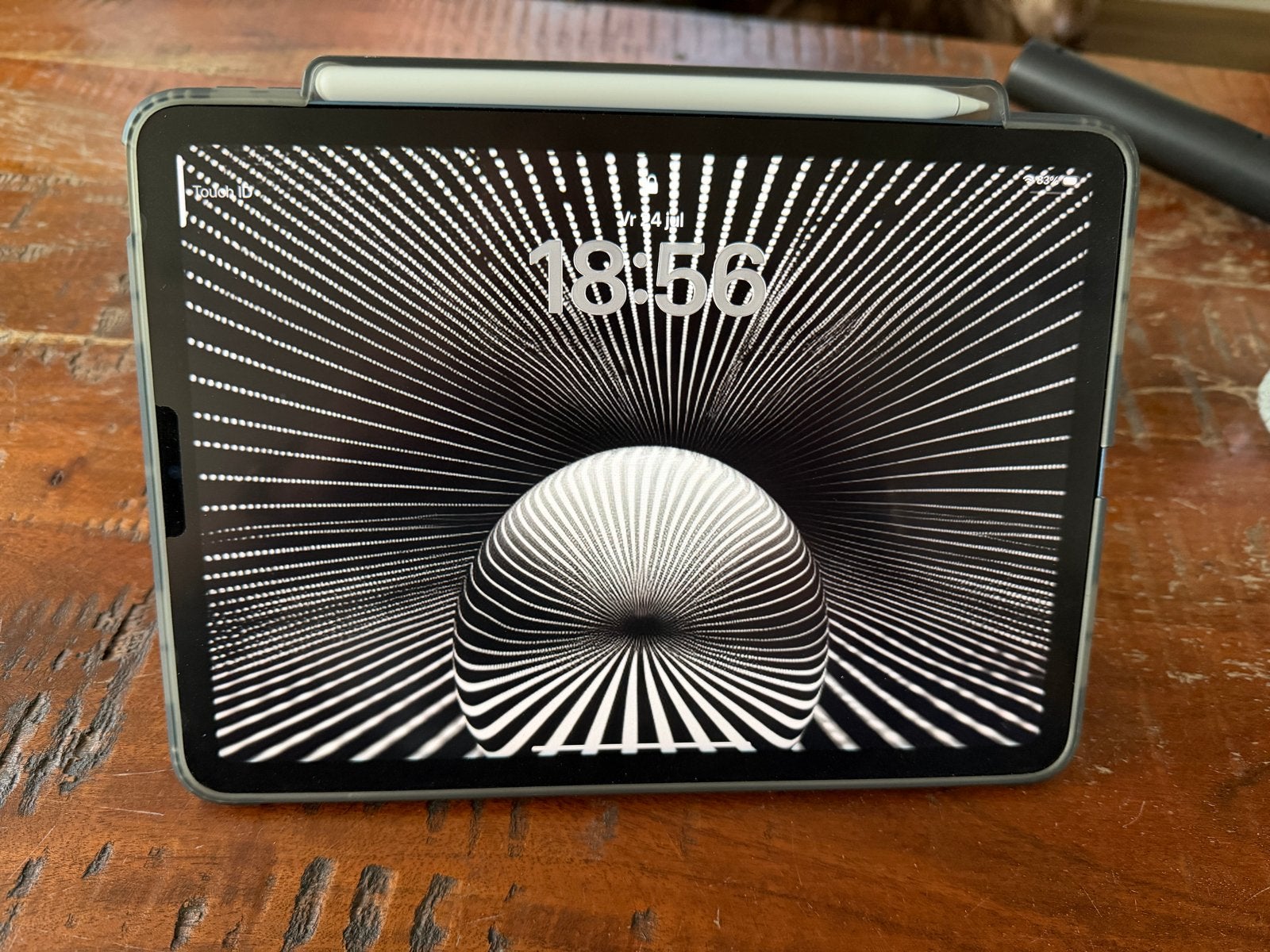iPad Air 5 met Logitech Folio Touch 64gb, Apple iPad Air, Zo goed als nieuw, Wi-Fi, Ophalen