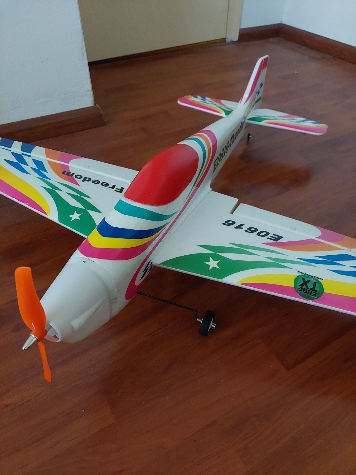 RC Vliegtuig Nieuw - Compleet met Motor en Servo's, Ophalen