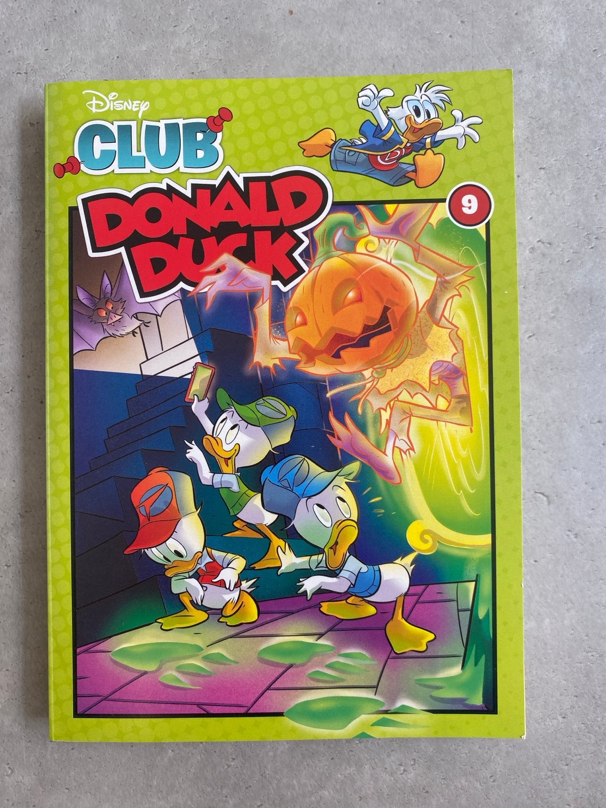 Donald Duck Club - Nummer 9, Eén stripboek, Ophalen of Verzenden, Zo goed als nieuw