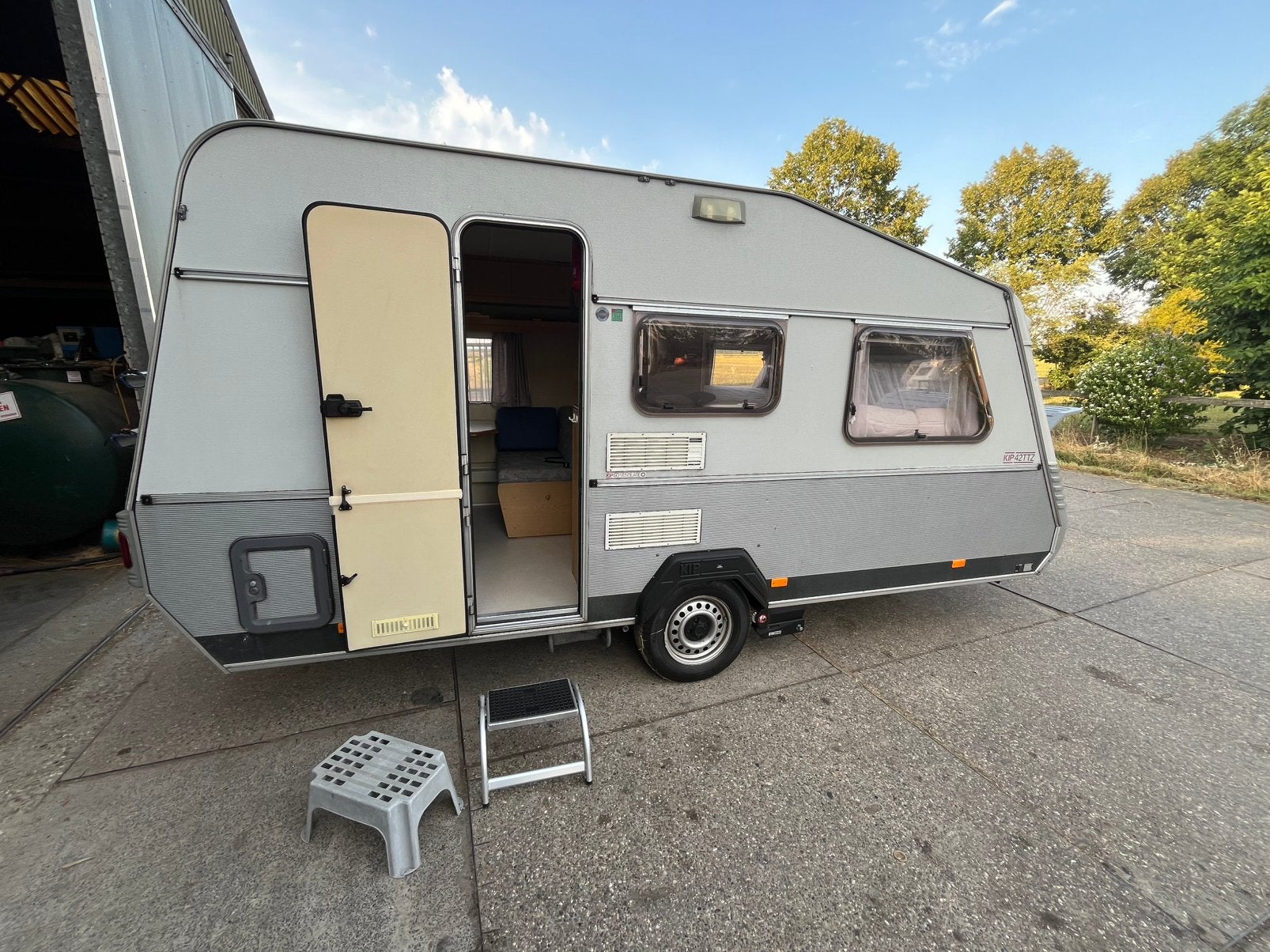 Mooie Kip 42TTZ Caravan, Kip, Treinzit, Dwarsbed, Particulier
