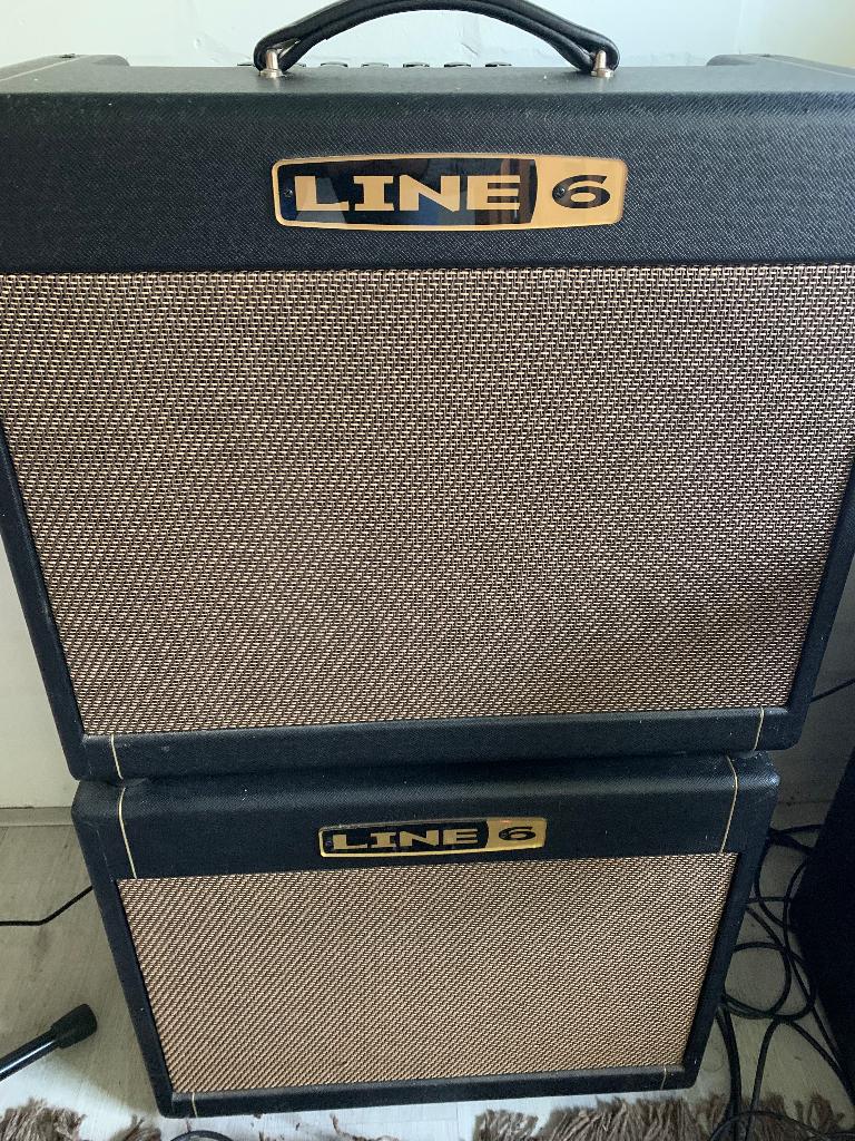 Mini stack Line 6 DT25, Ophalen, Gebruikt, Gitaar, Minder dan 50 watt