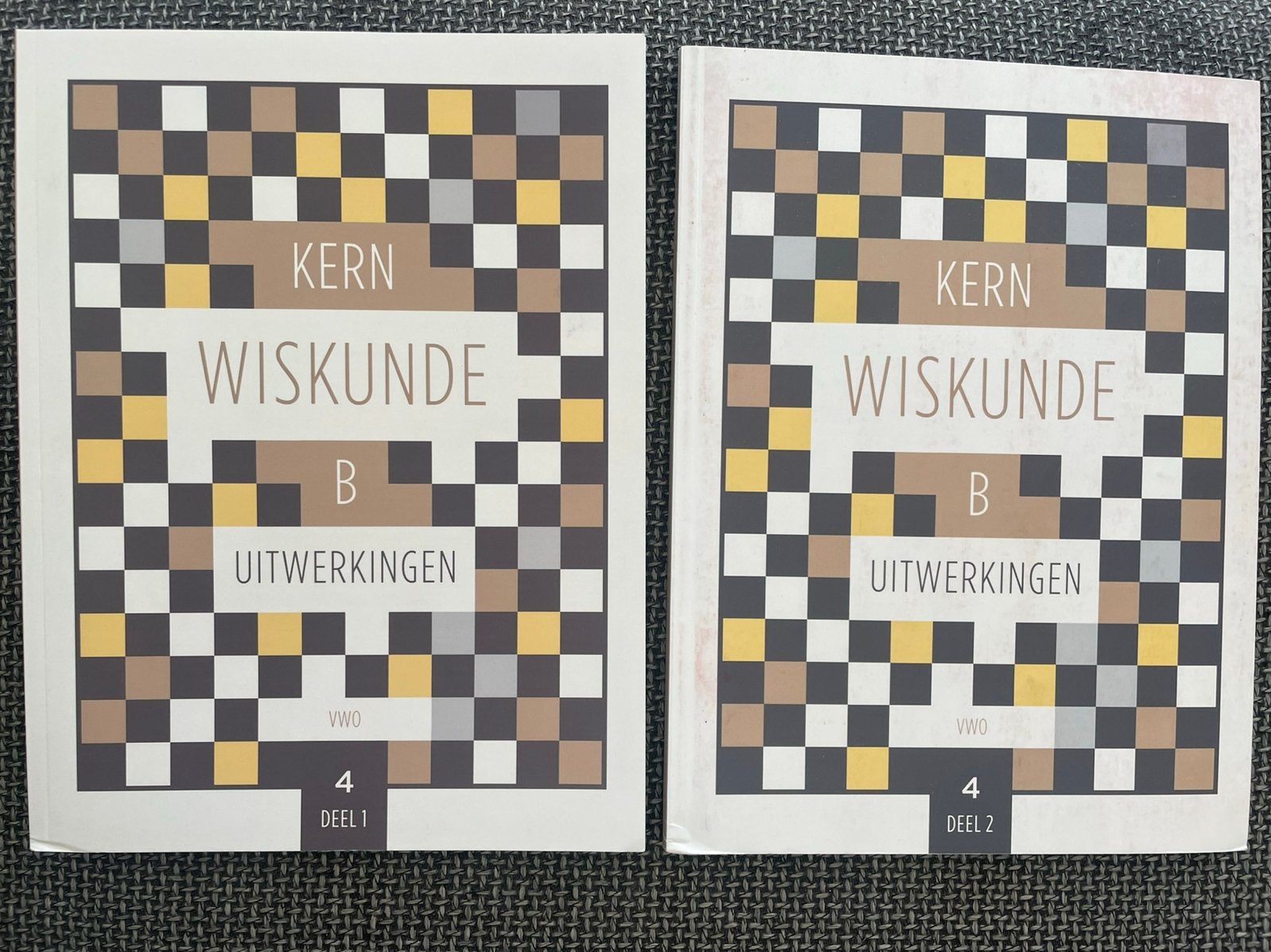 Kern Wiskunde B VWO Uitwerkingenboek Deel 1 & 2, Ophalen of Verzenden, Beta, Nieuw, Overige niveaus