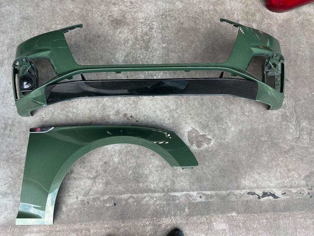 voorbumper a5 s5 s-line b9 8w6807065ad  scherm rechts 2020+, Audi, Gebruikt, Duitsland, Audi
