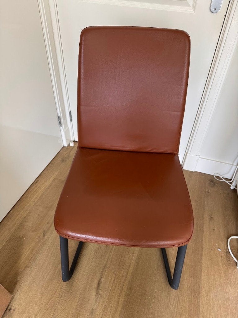 BoConcept leren eetkamerstoel cognac met zwart frame, Ophalen, Gebruikt, Bruin, Eén