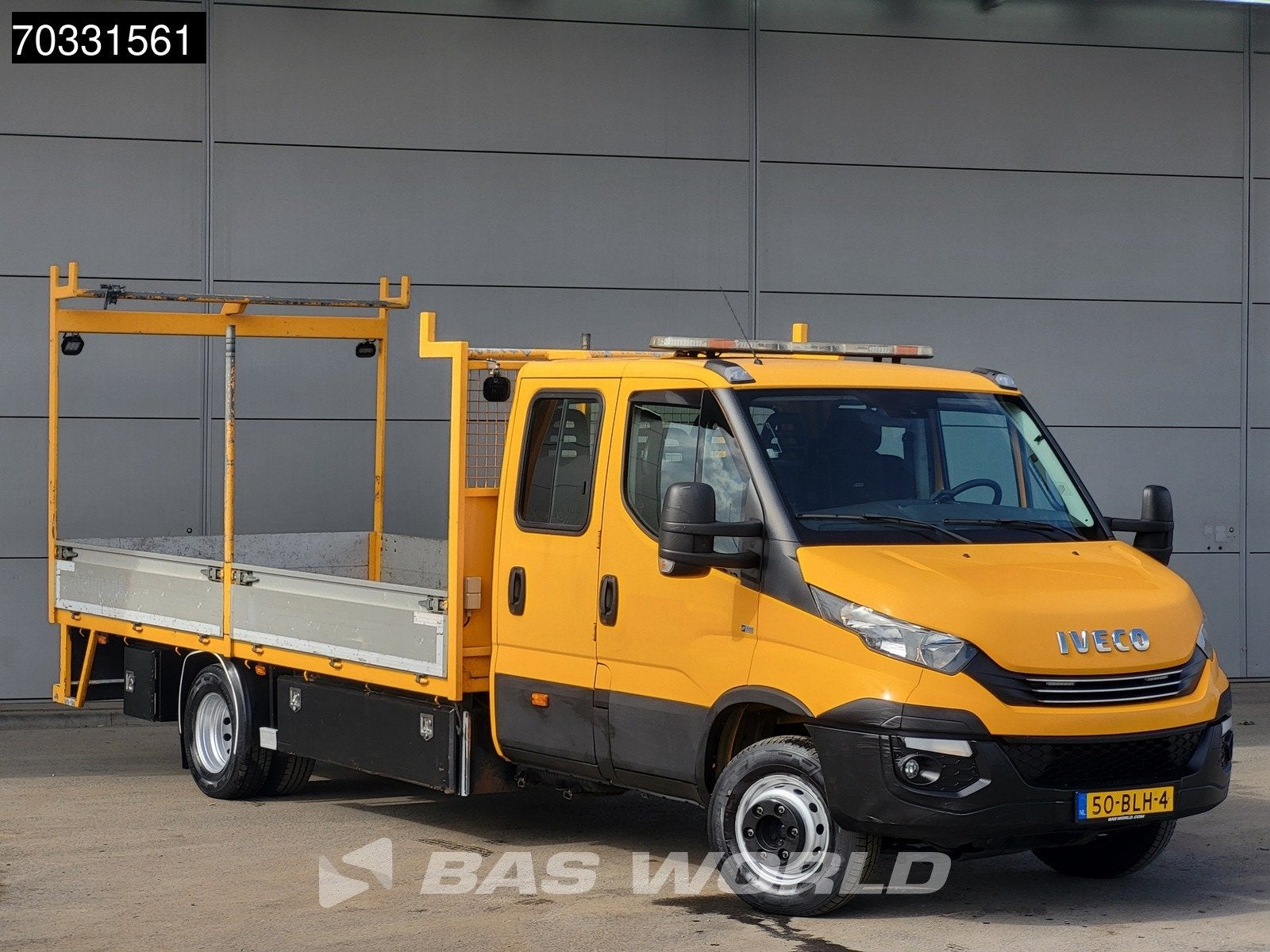 Iveco Daily 70C18 7 Tons Euro6 Automaat Dubbel Cabine Open L, Auto's, Automaat, Stof, Gebruikt, Euro 6