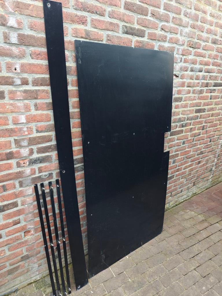 Schuttinghek bekleding/plaat - Zwart, gebruikt, Ophalen, Overige materialen, Minder dan 3 meter, 1 tot 2 meter