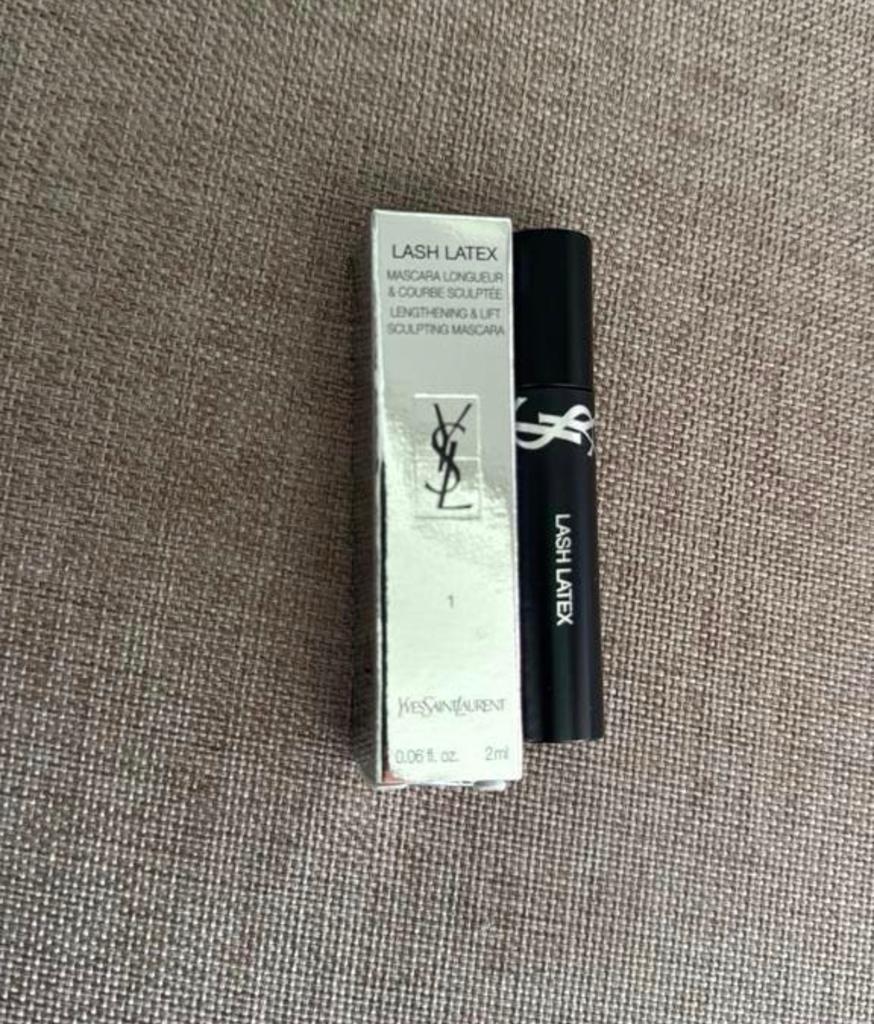 YSL mascara yves saint laurent lash latex mini mascara zwart, Verzenden, Nieuw, Zwart, Ogen