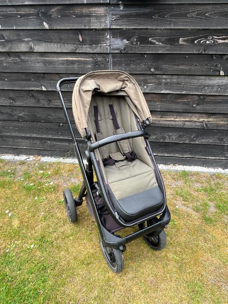 Dubatti One complete kinderwagen zwart/groen, Gebruikt, Verstelbare duwstang, Ophalen, Kinderwagen