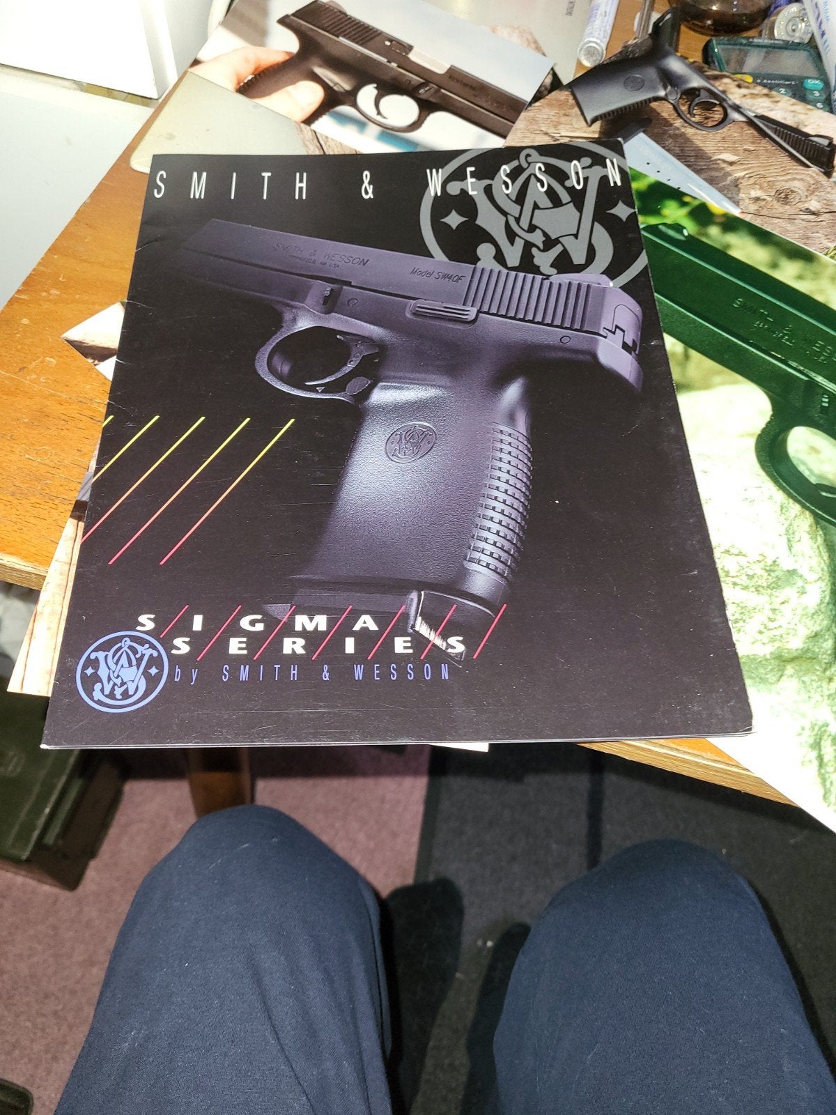 Smith & Wesson Sigma Series Brochure met Foto's (Defensie), Ophalen of Verzenden, Overige soorten, Nederland, Boek of Tijdschrift